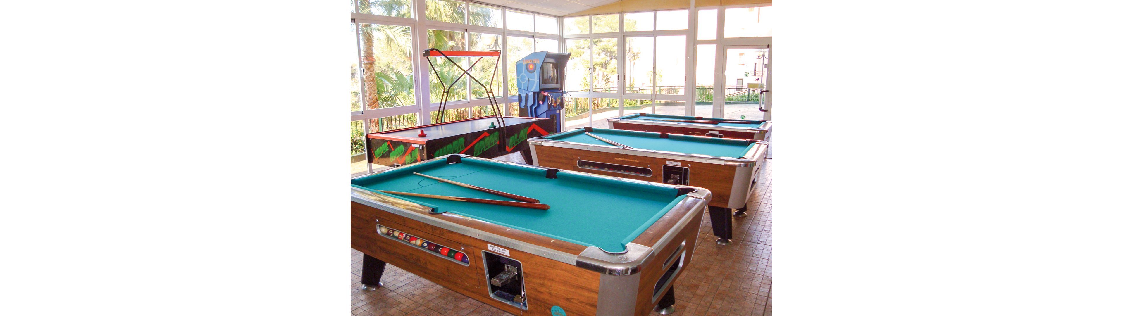 Festival Village Apartments & PortAventura Theme Park