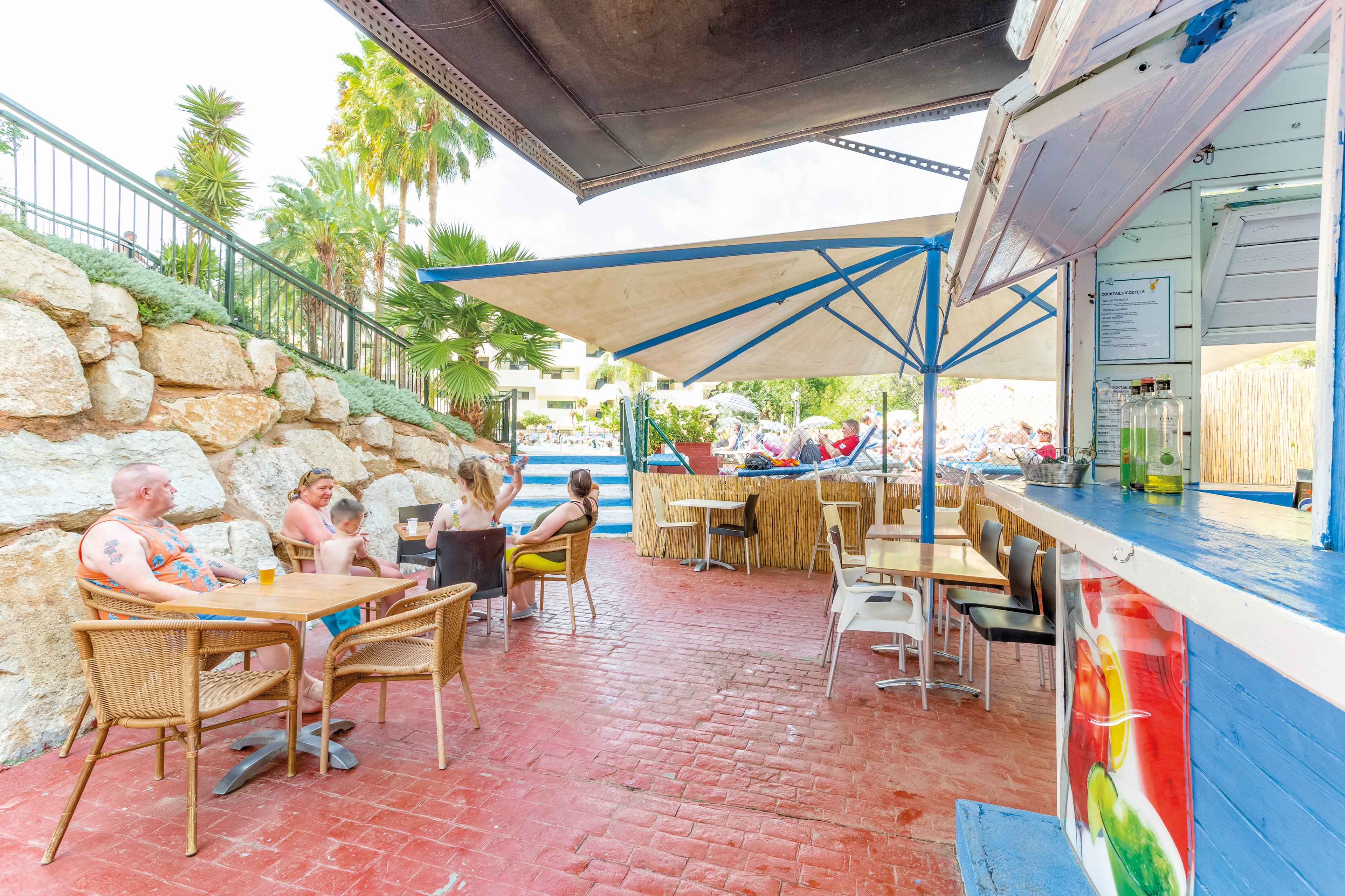 Festival Village Apartments & PortAventura Theme Park