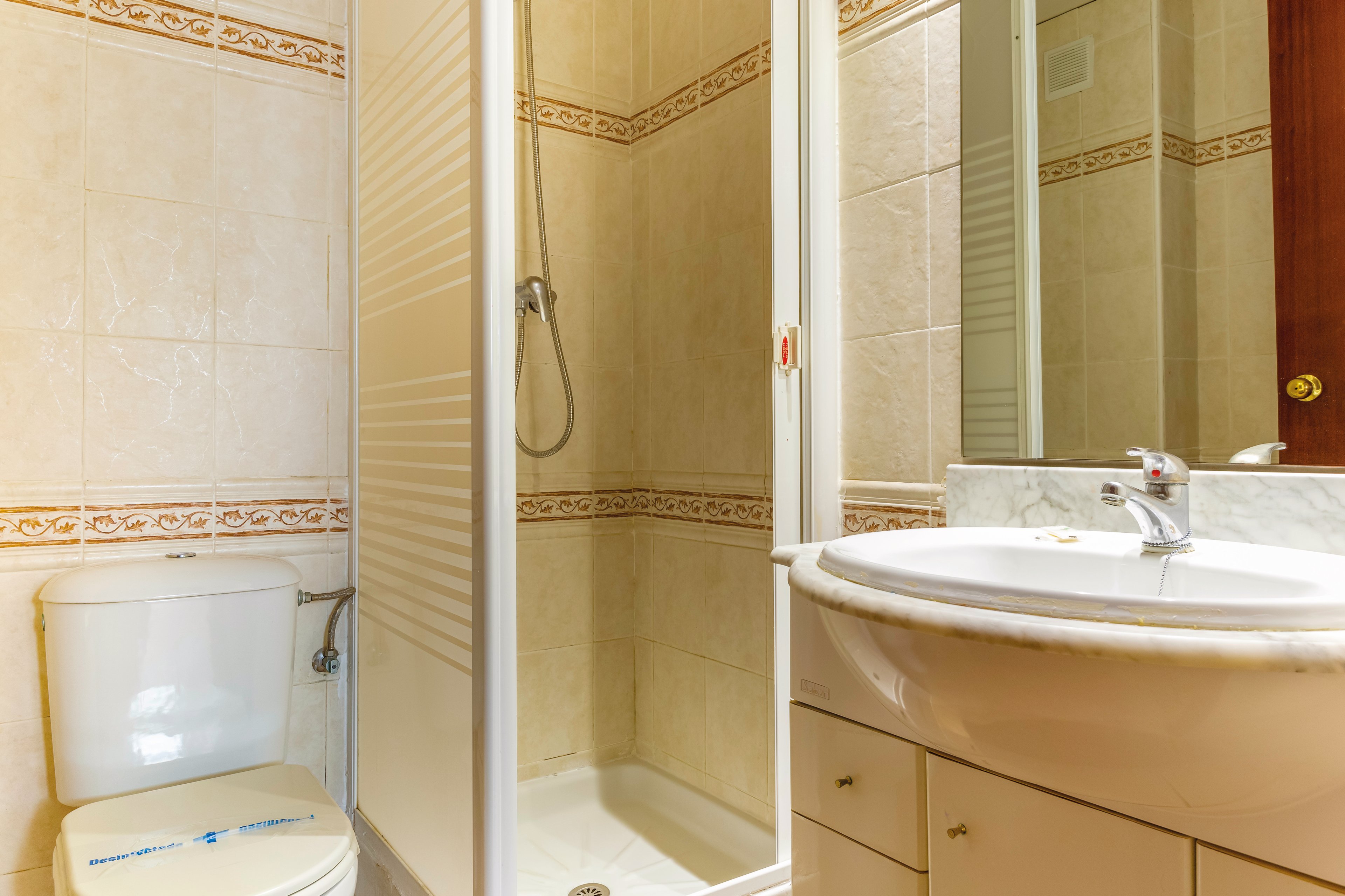 Festival Village Apartments & PortAventura Theme Park