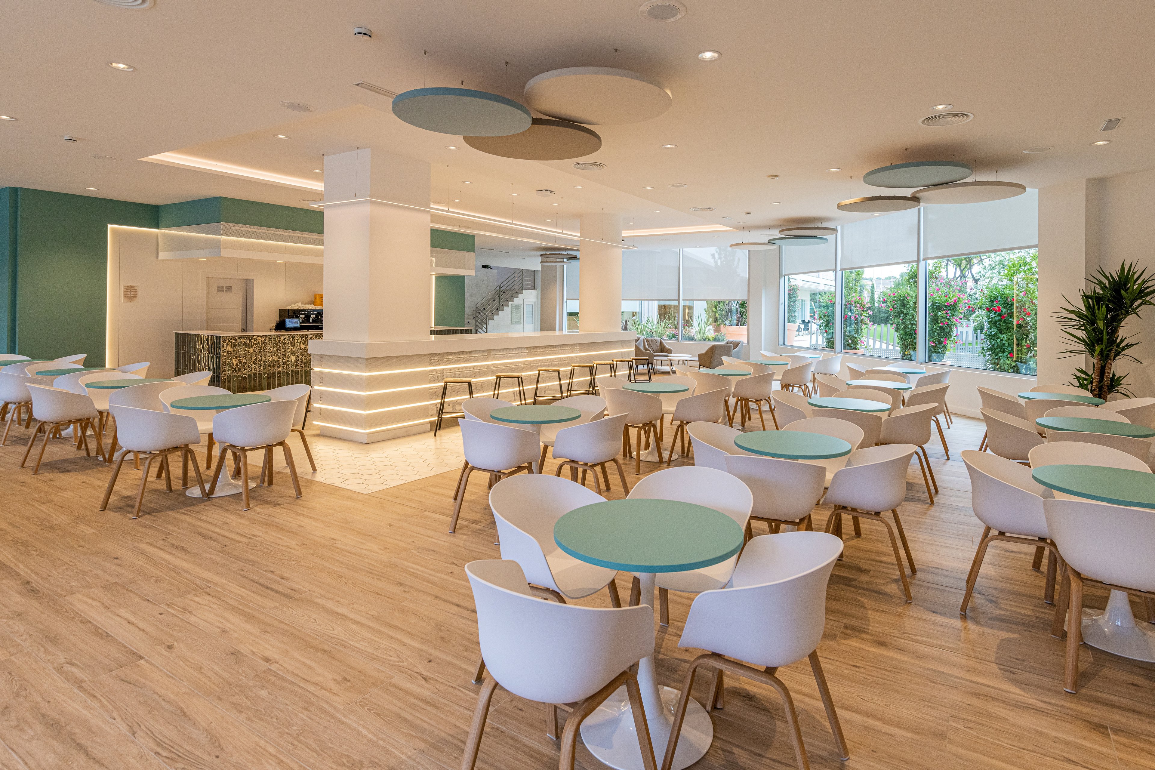 Ponient Hotel Piramide Salou by PortAventura World