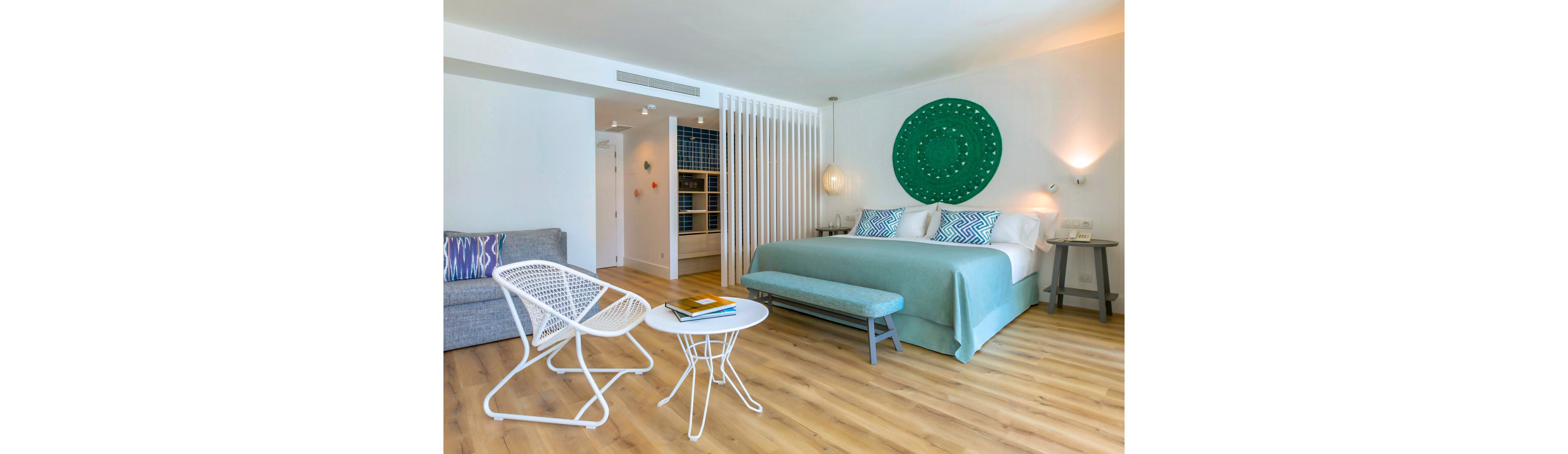 Blaumar Hotel & 2 Rounds of Golf Included