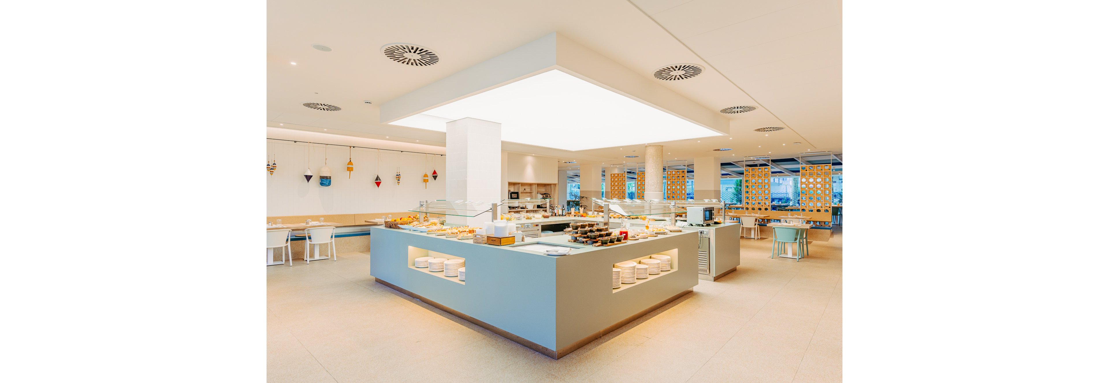 Blaumar Hotel & 4 Rounds of Golf Included