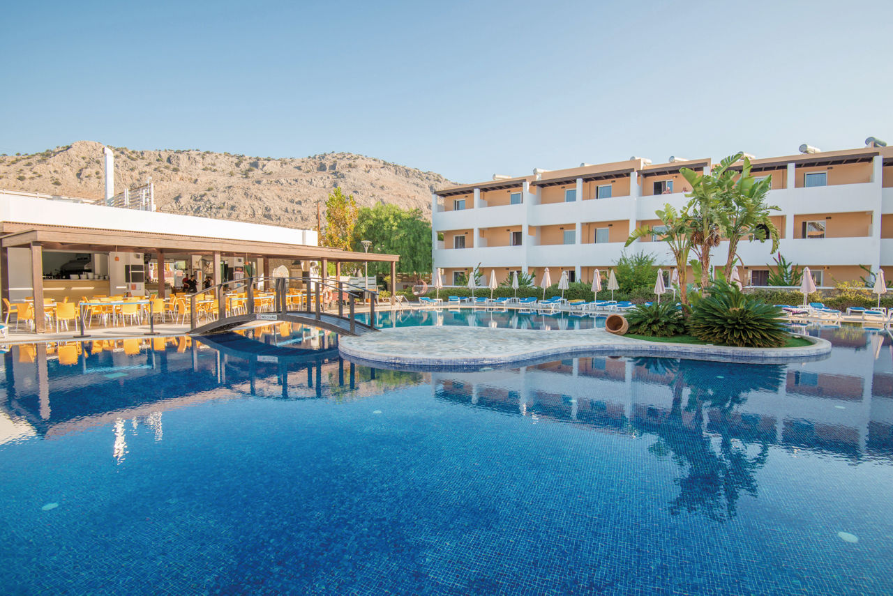 Matina Aparthotel Pefkos