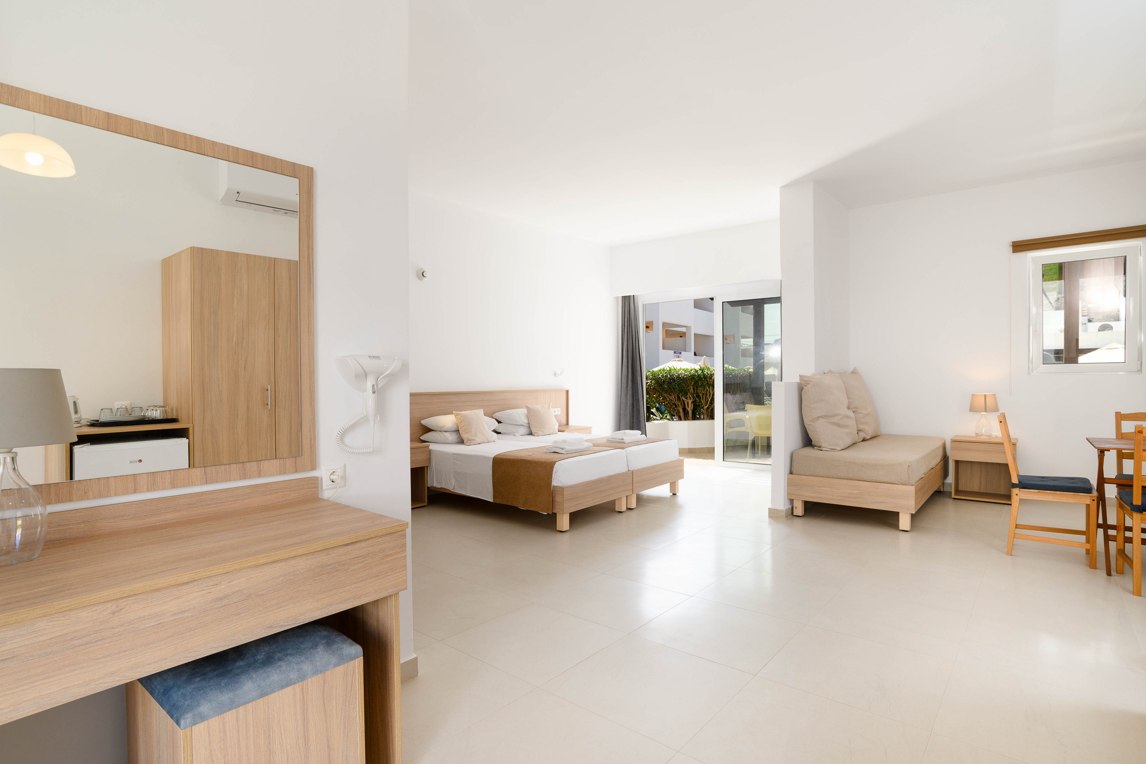 Matina Aparthotel Pefkos