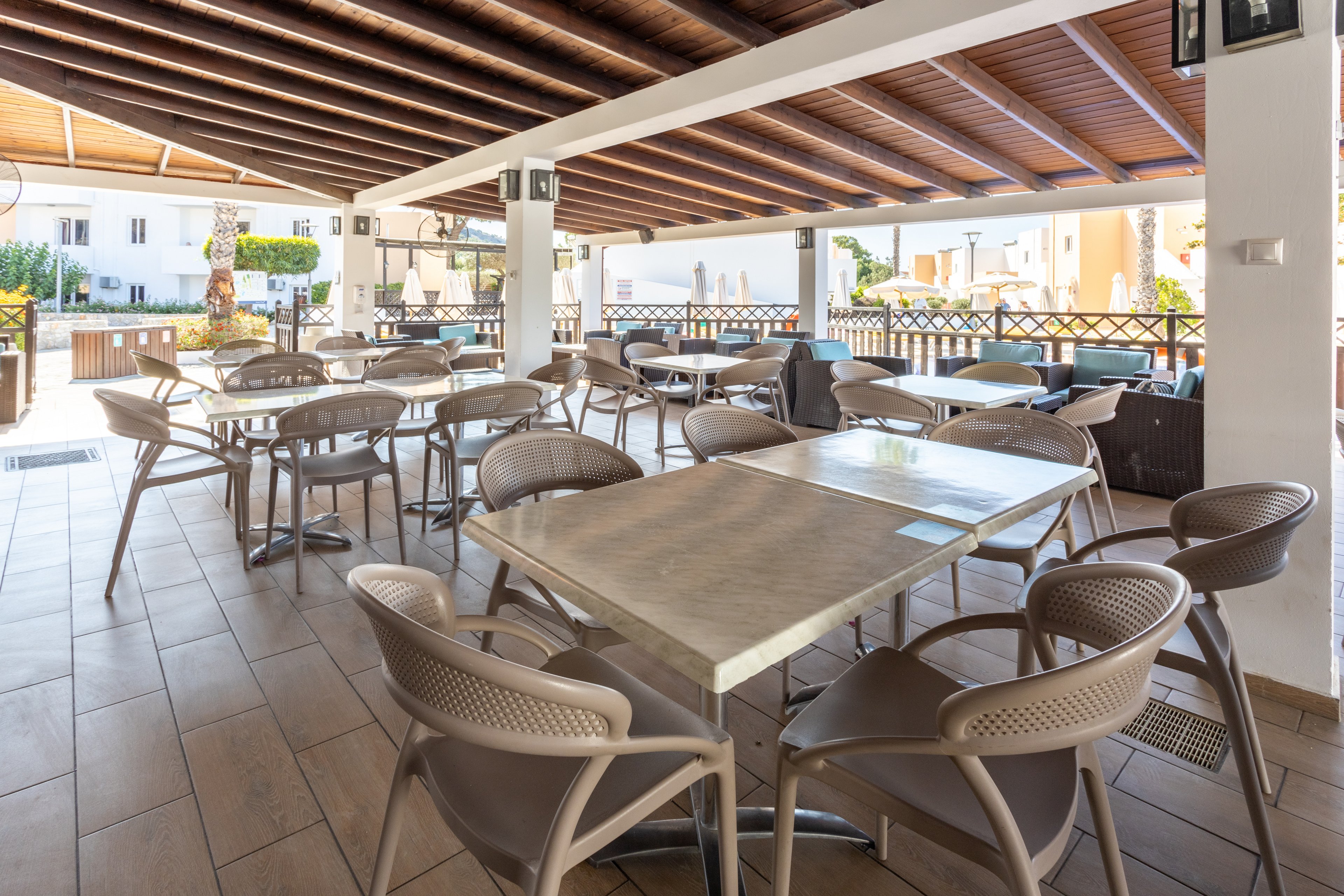 Matina Aparthotel Pefkos