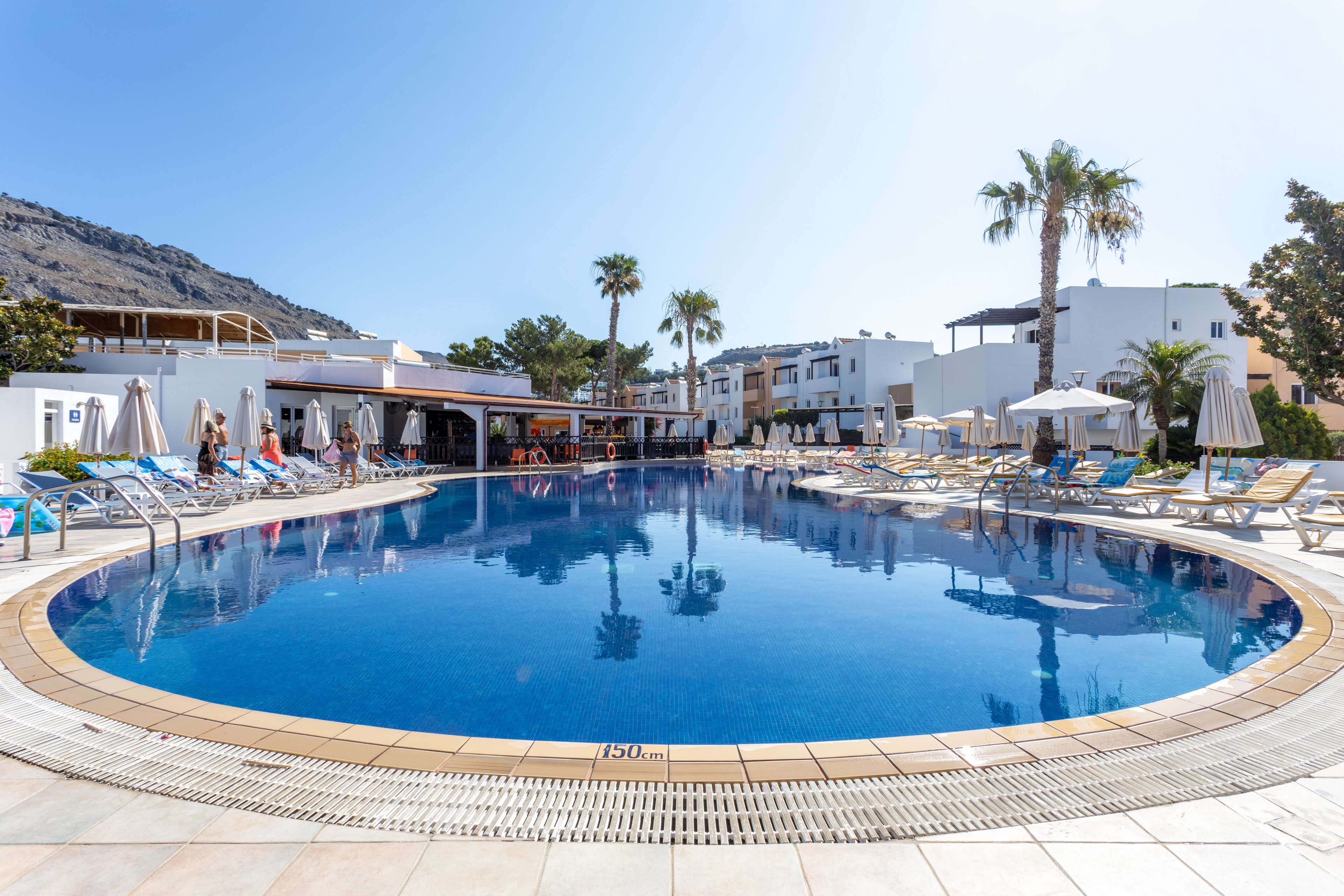 Matina Aparthotel Pefkos