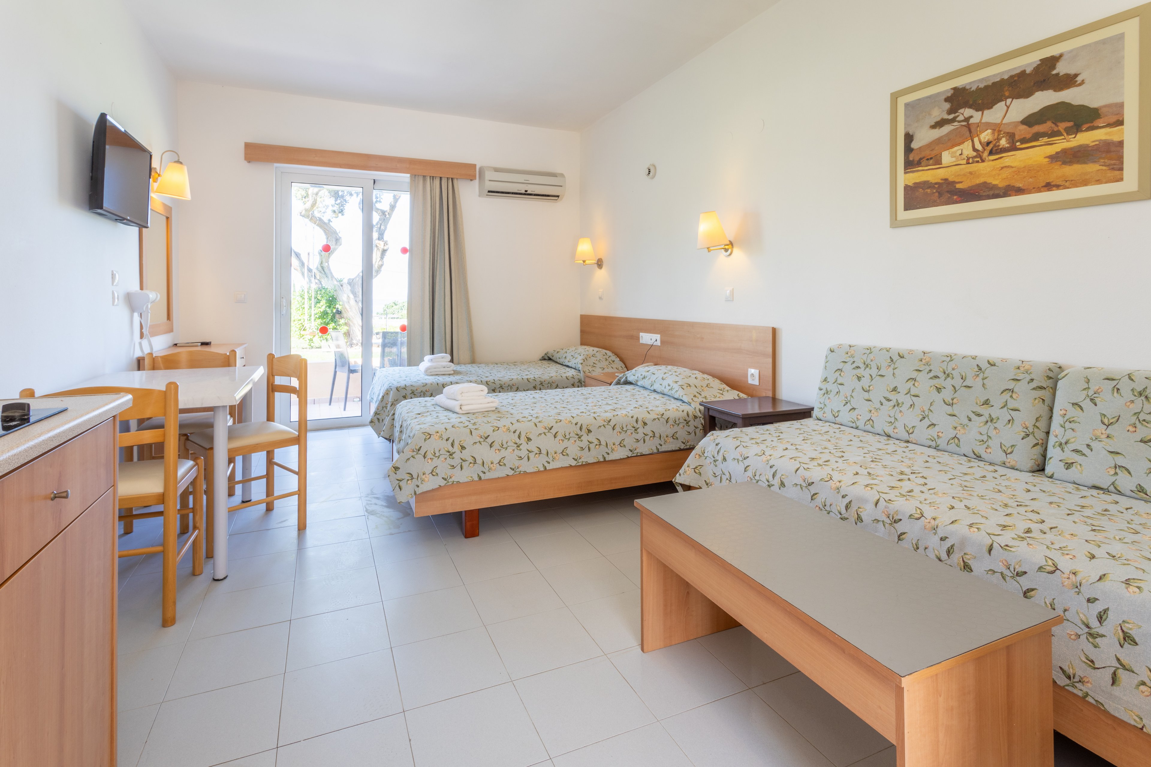 Matina Aparthotel Pefkos