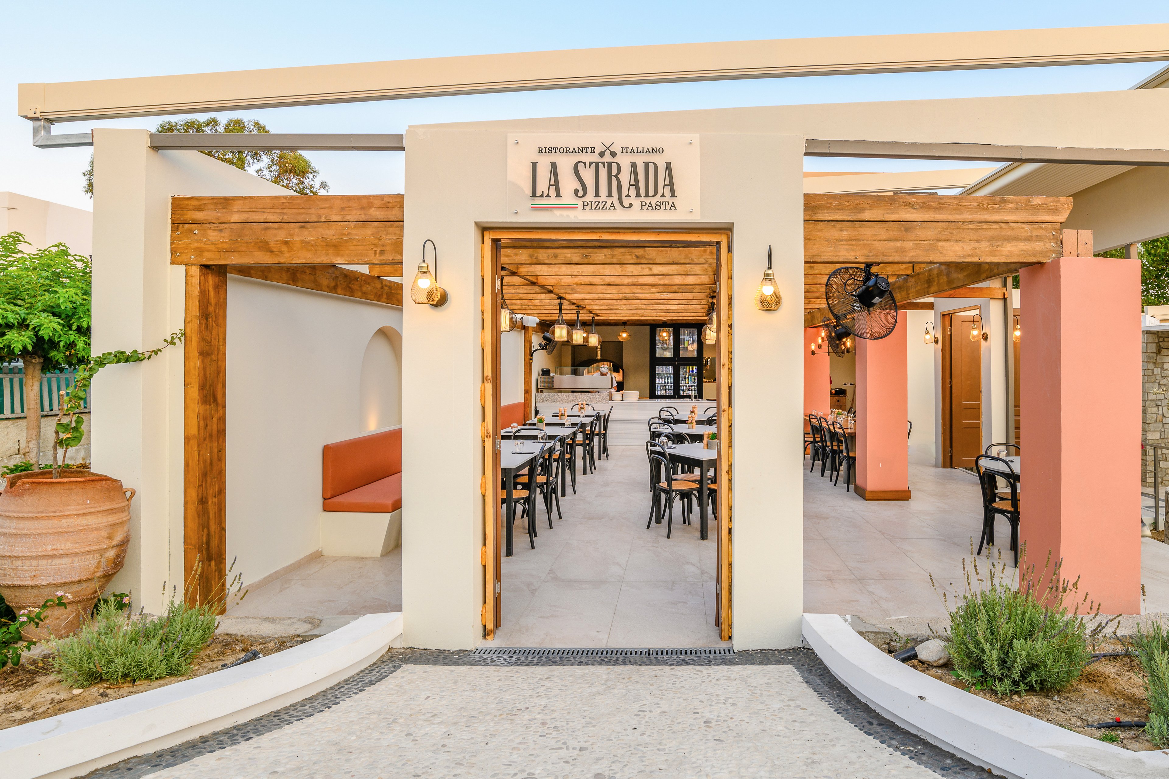 Matina Aparthotel Pefkos