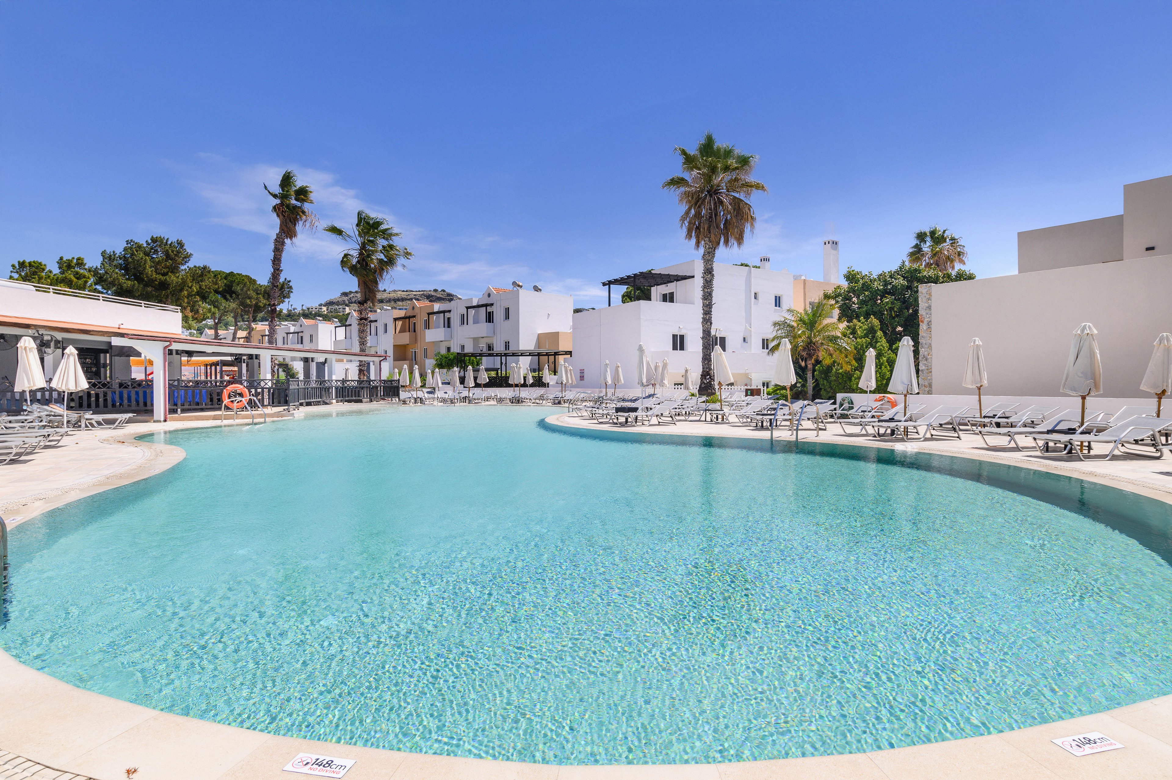 Matina Aparthotel Pefkos