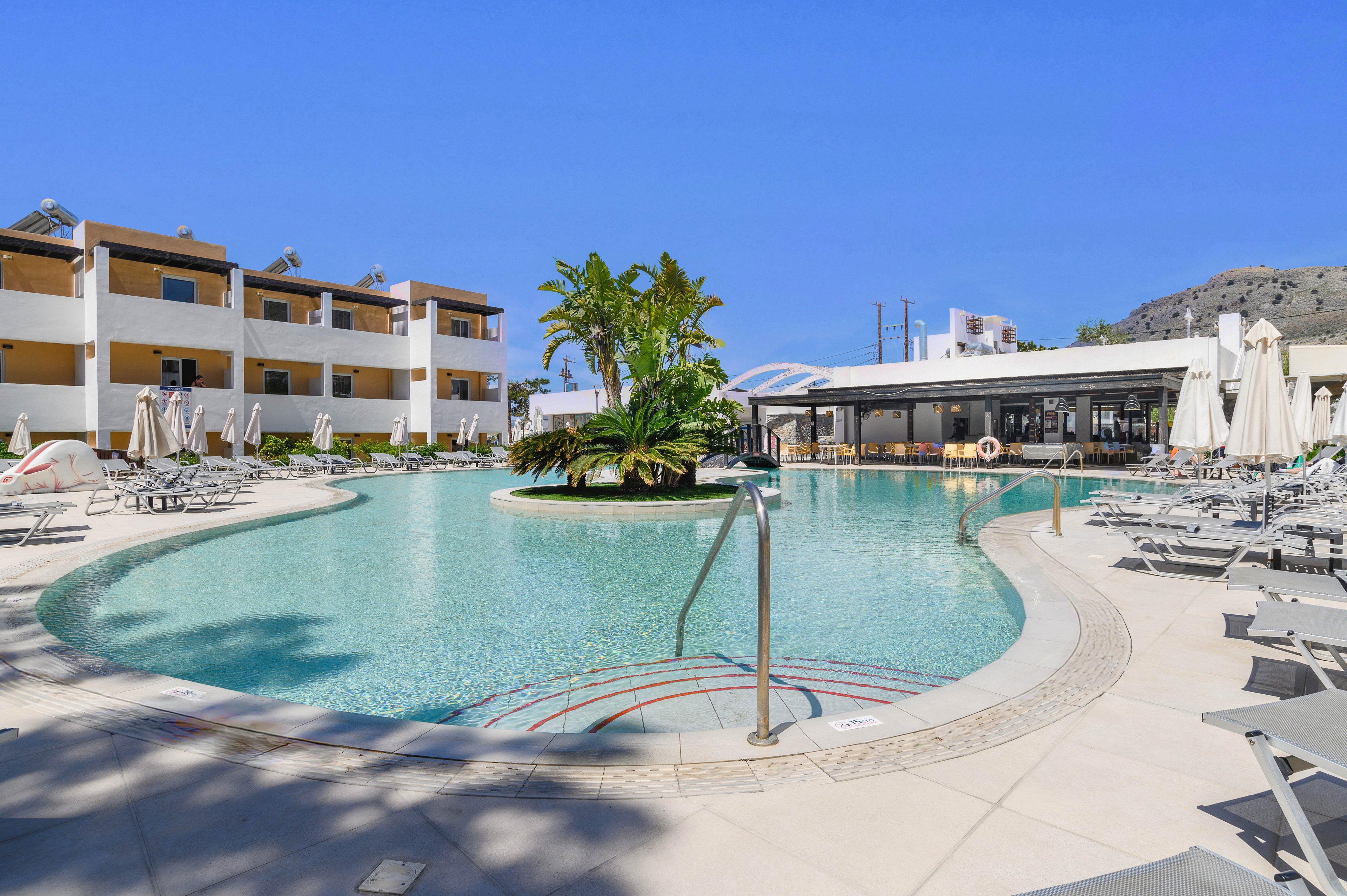 Matina Aparthotel Pefkos