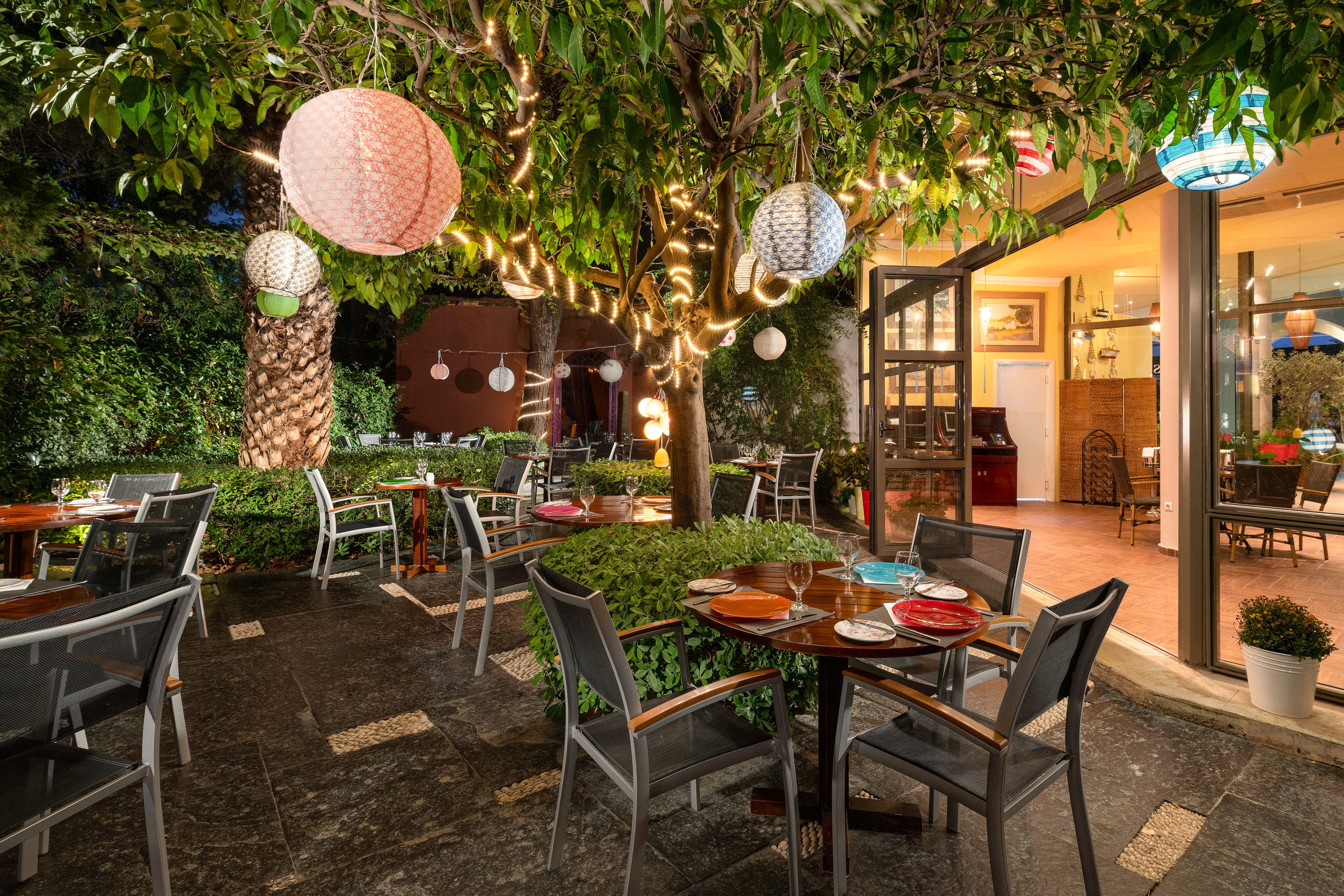 Dionysos Hotel - Ixia