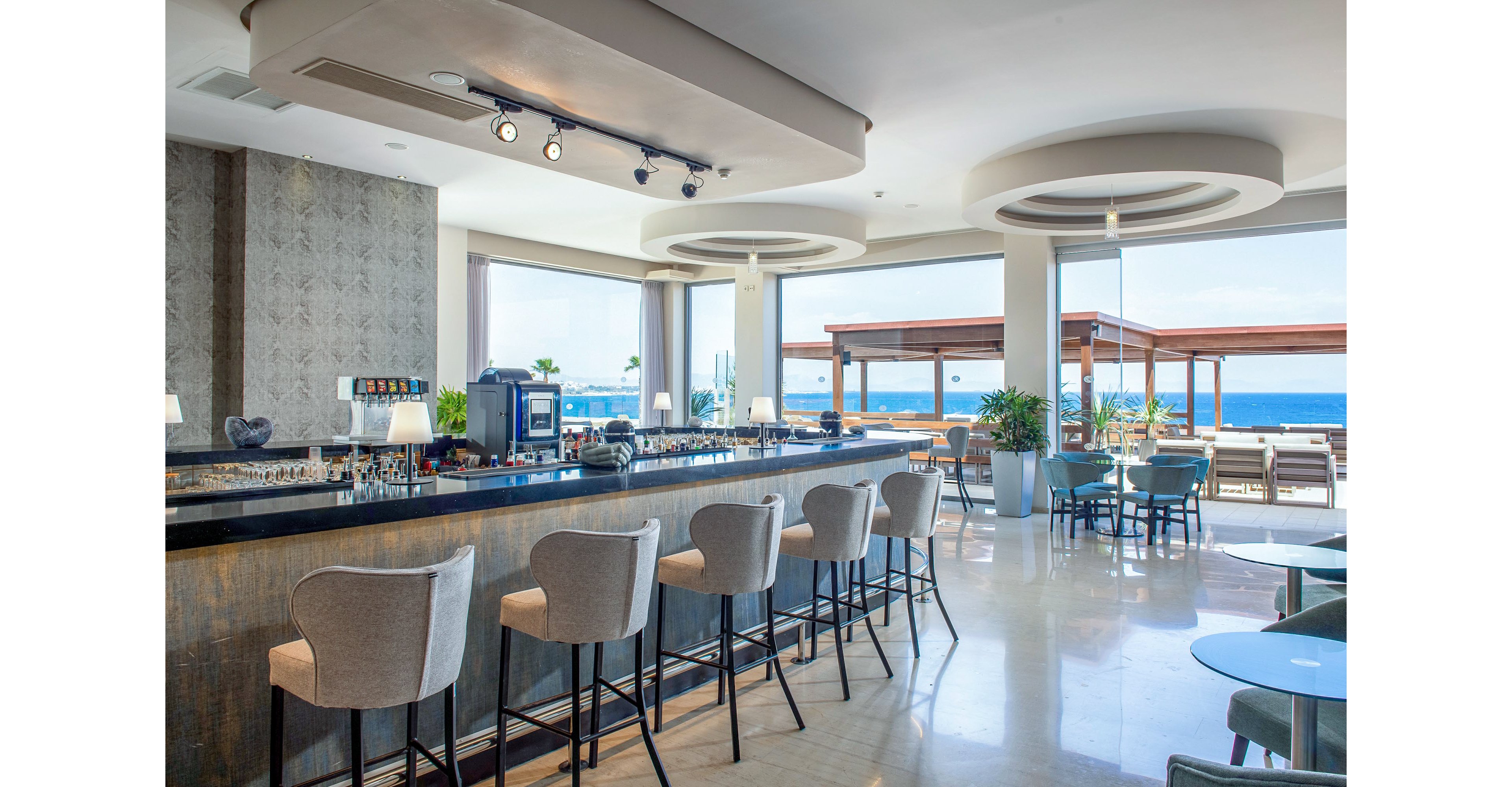 Kresten Royal Euphoria Resort