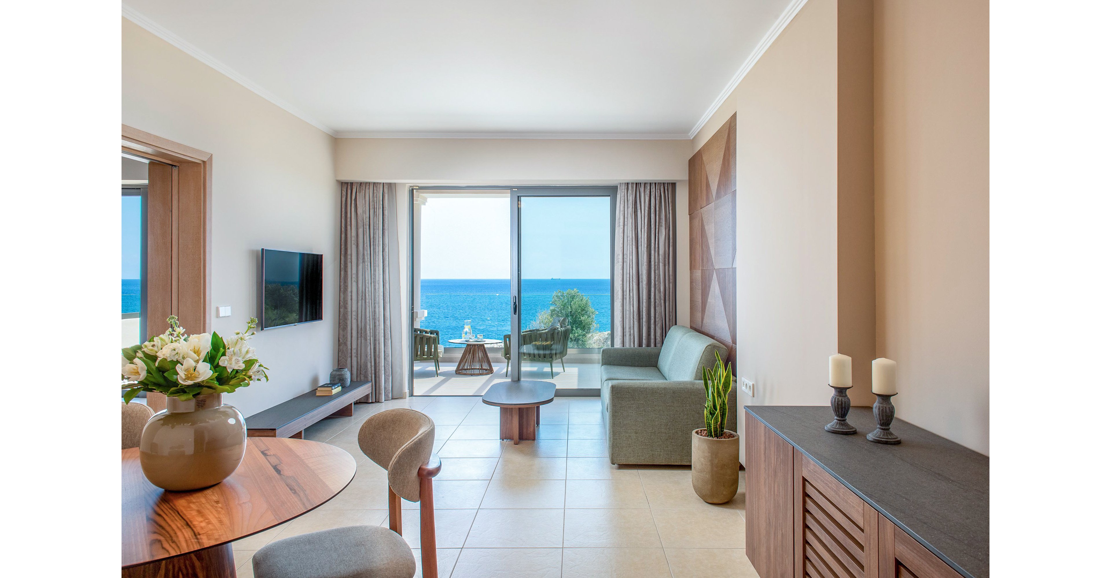 Kresten Royal Euphoria Resort