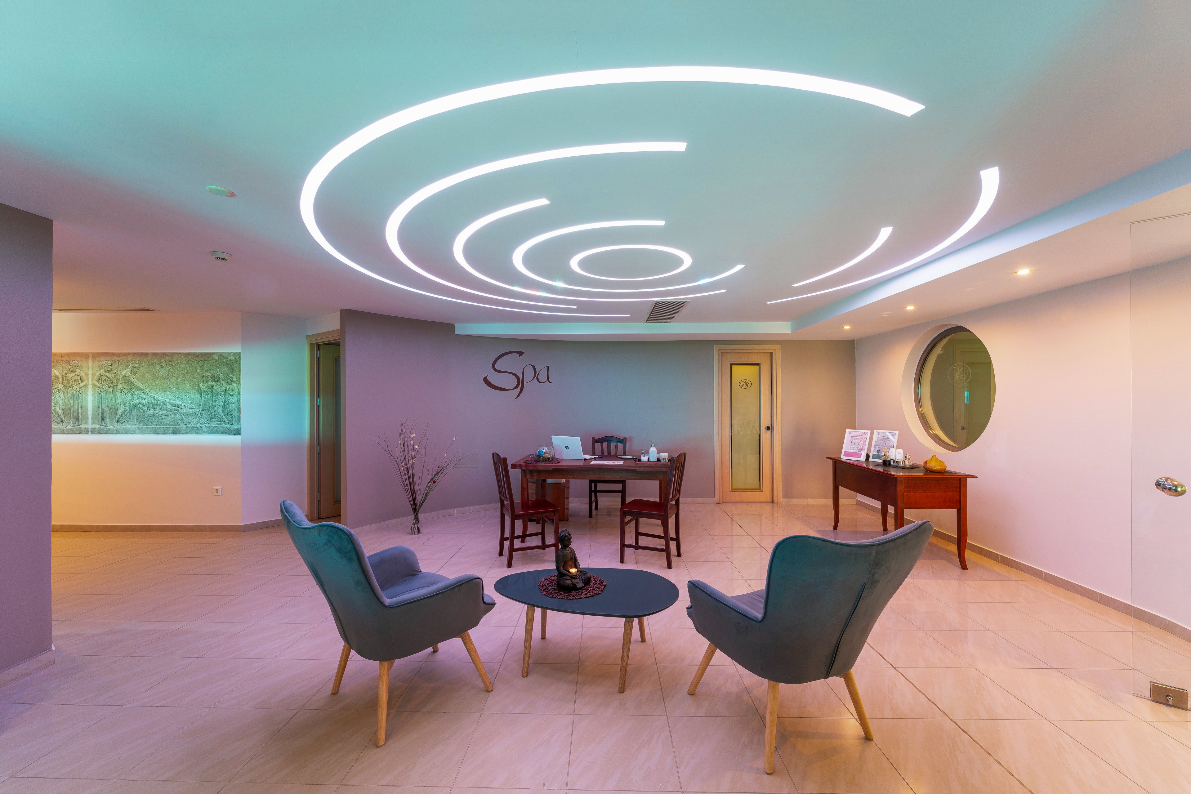 Kresten Royal Euphoria Resort