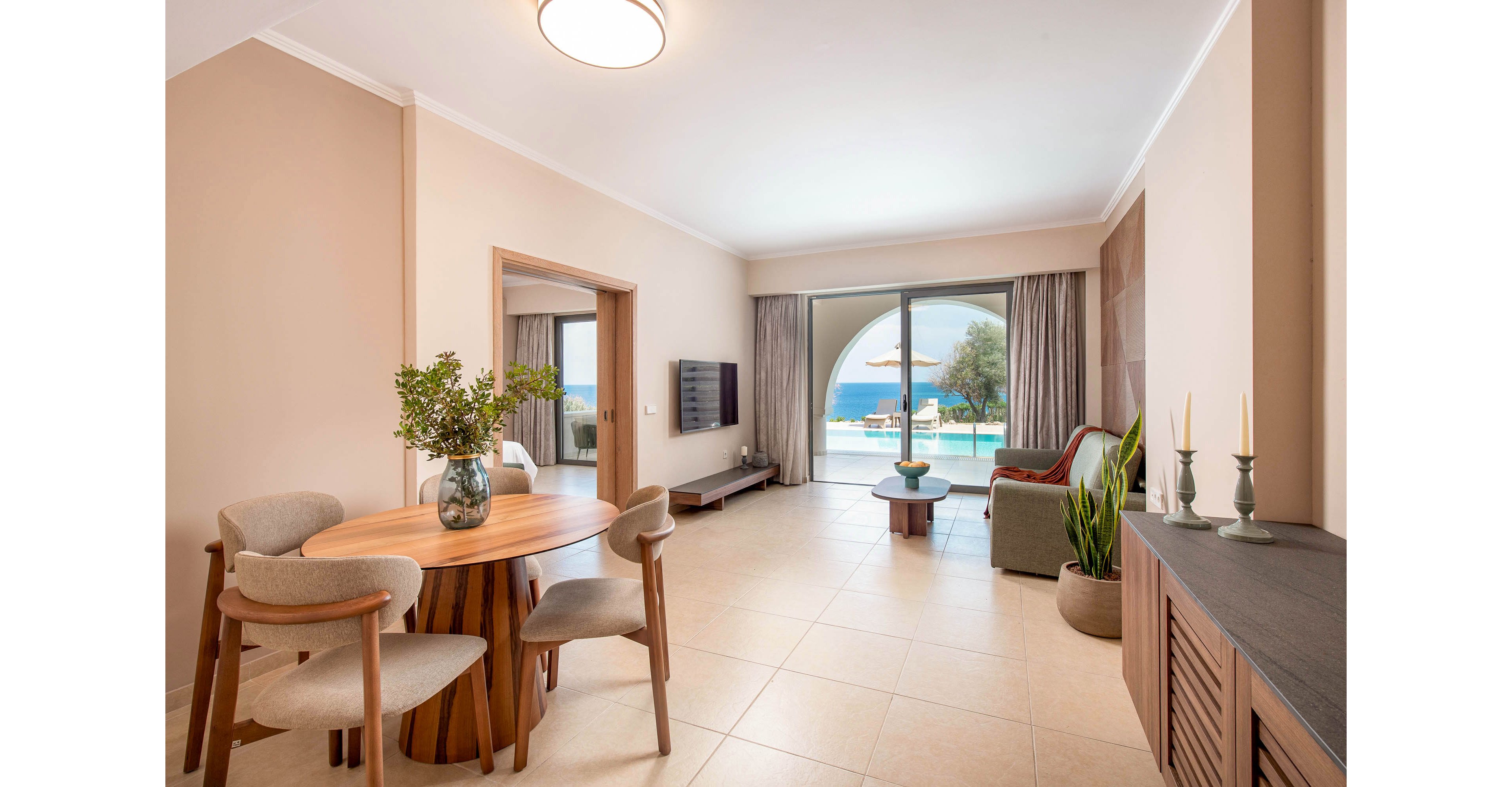 Kresten Royal Euphoria Resort