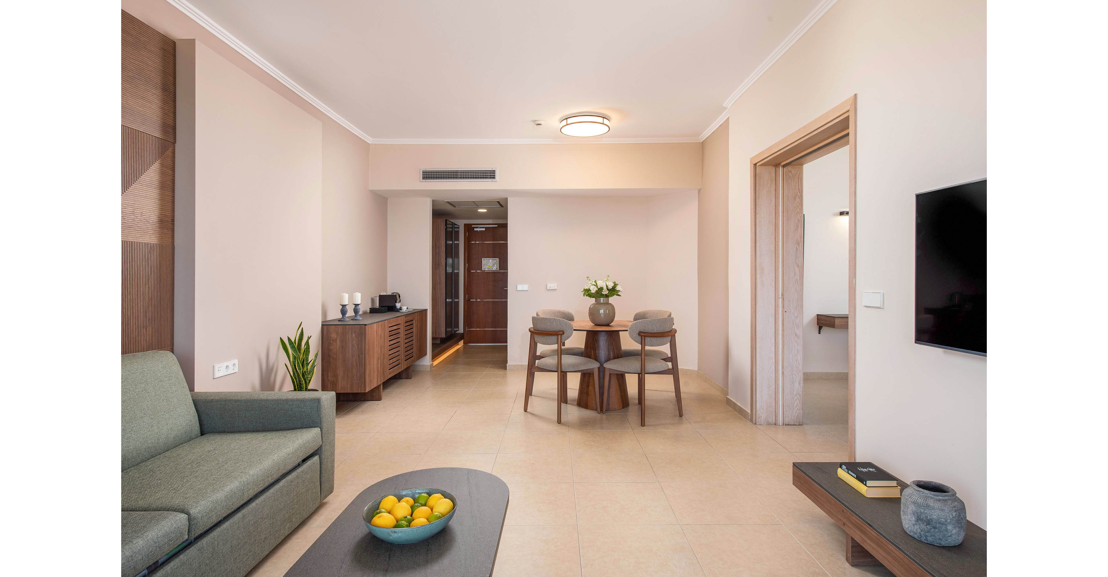 Kresten Royal Euphoria Resort