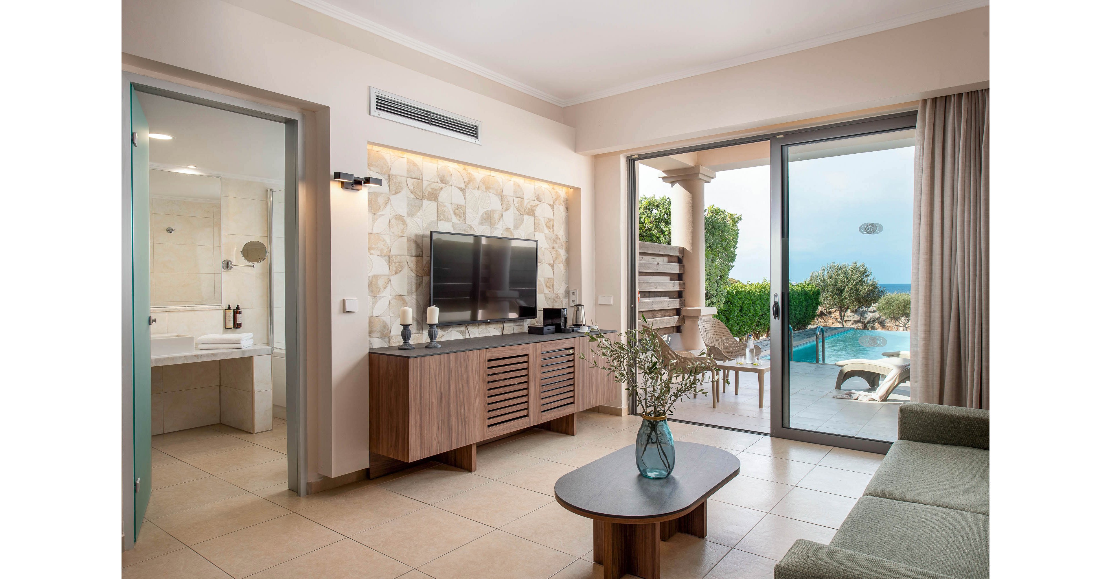 Kresten Royal Euphoria Resort