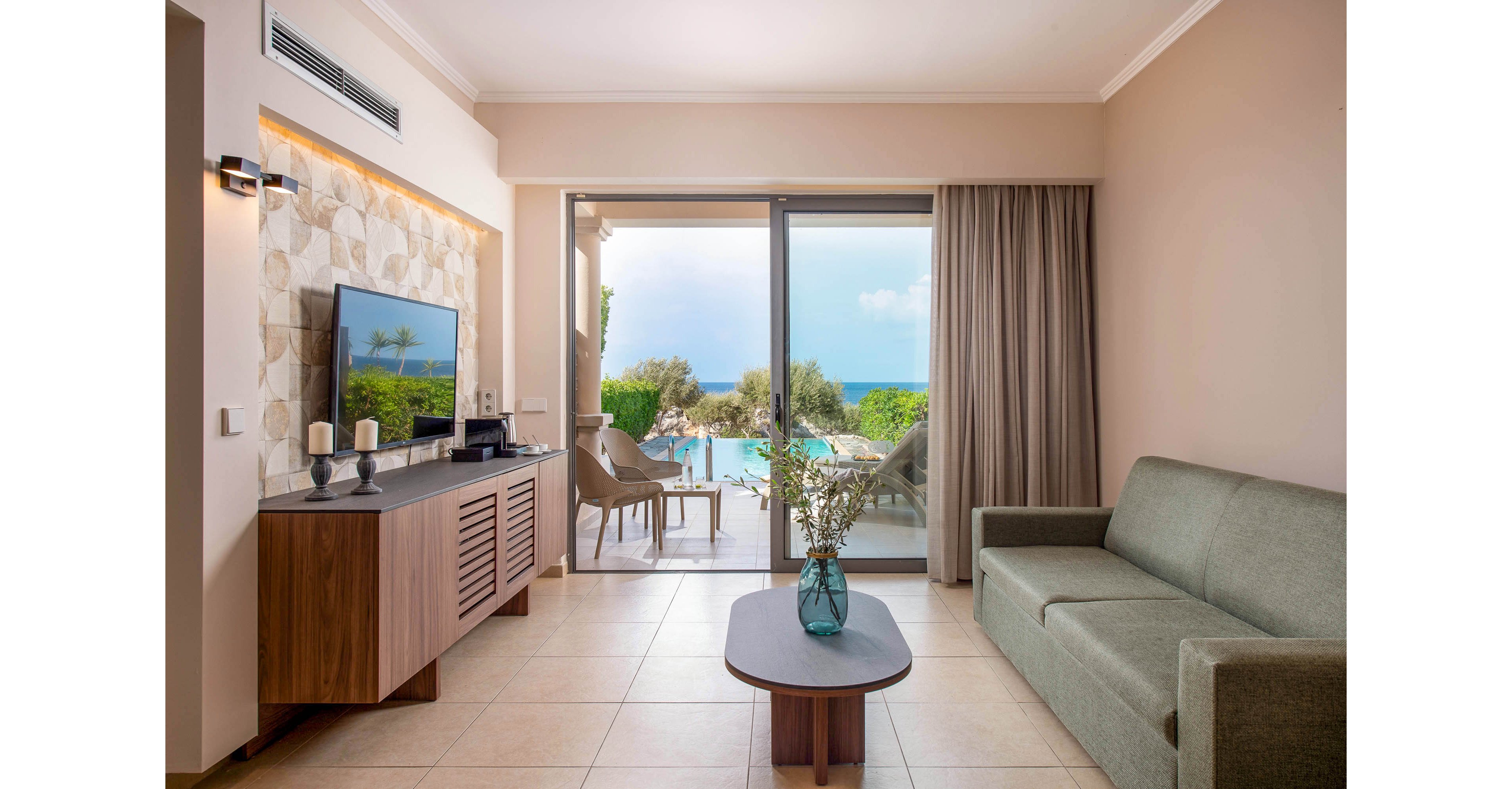 Kresten Royal Euphoria Resort