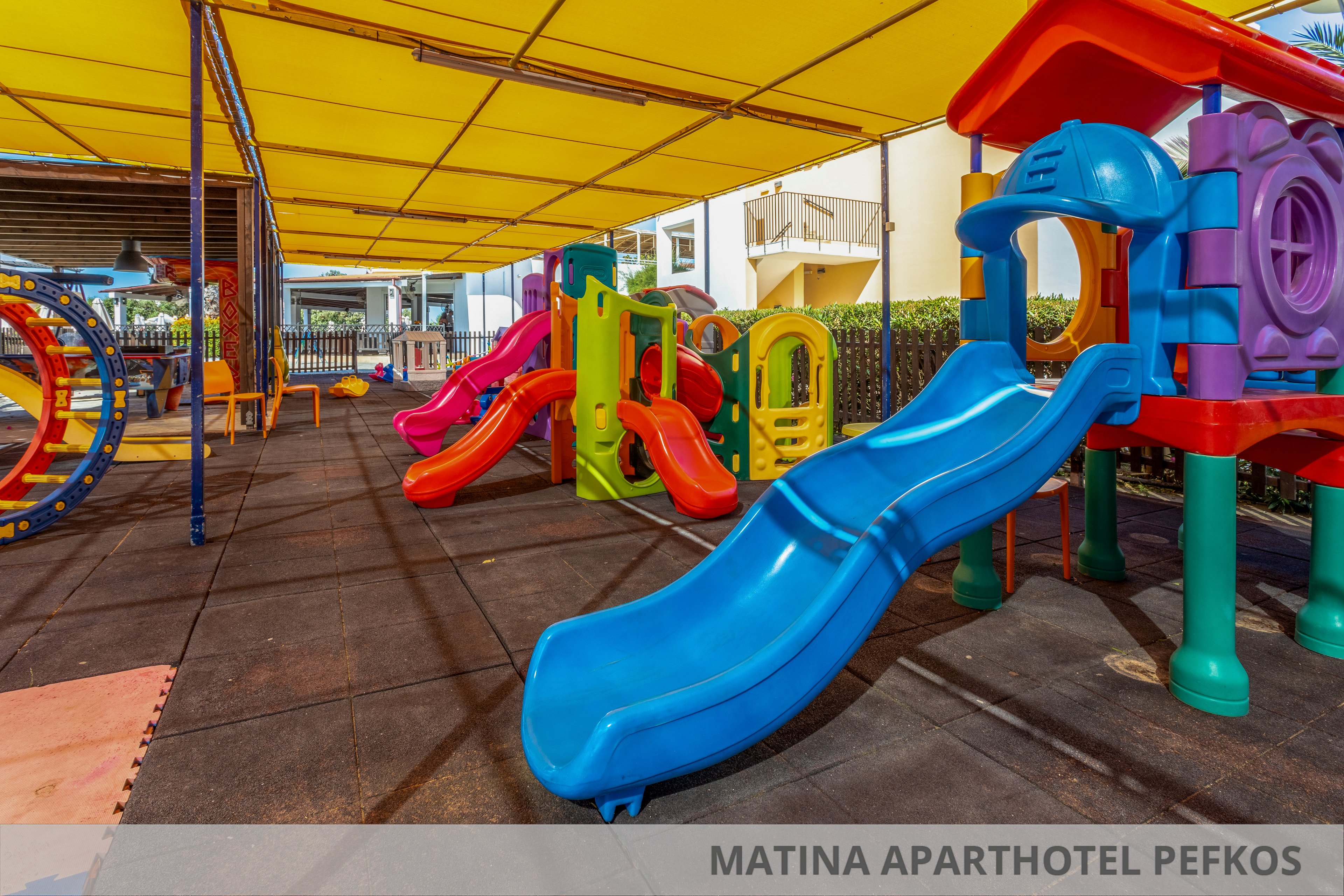 Lemon Tree Apartments