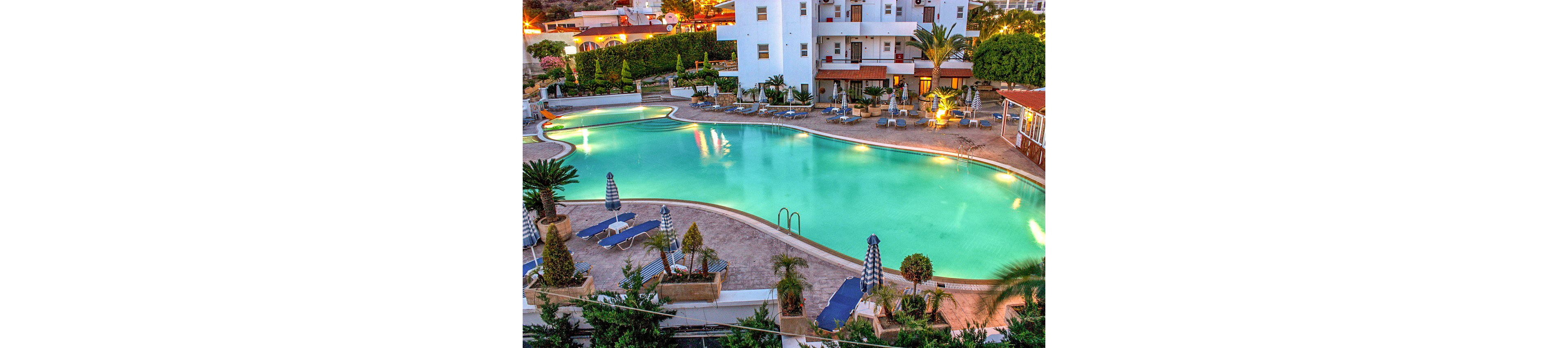 Coliseum Studios and Apartments