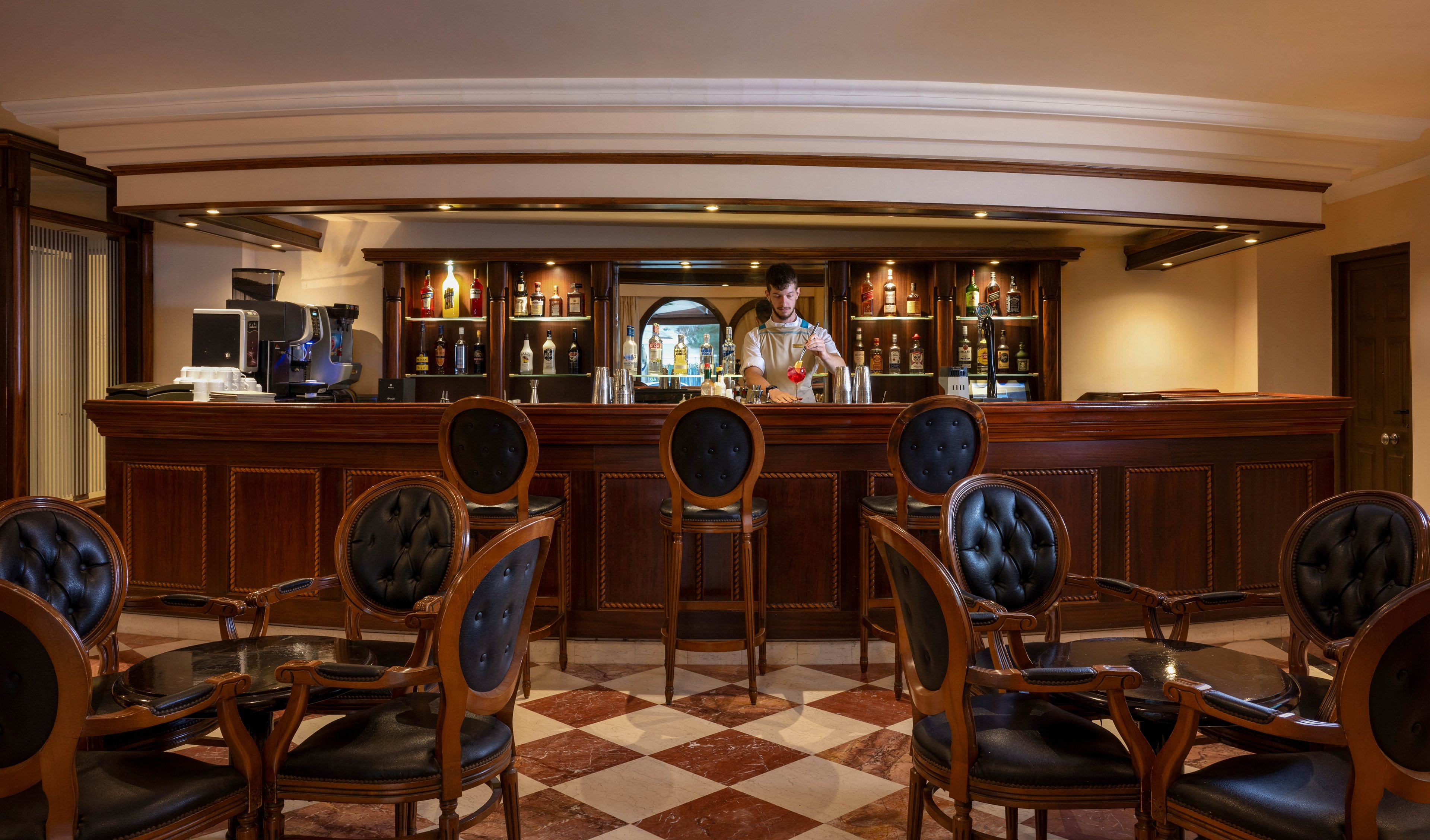 Canvas by Mitsis Petit Palais