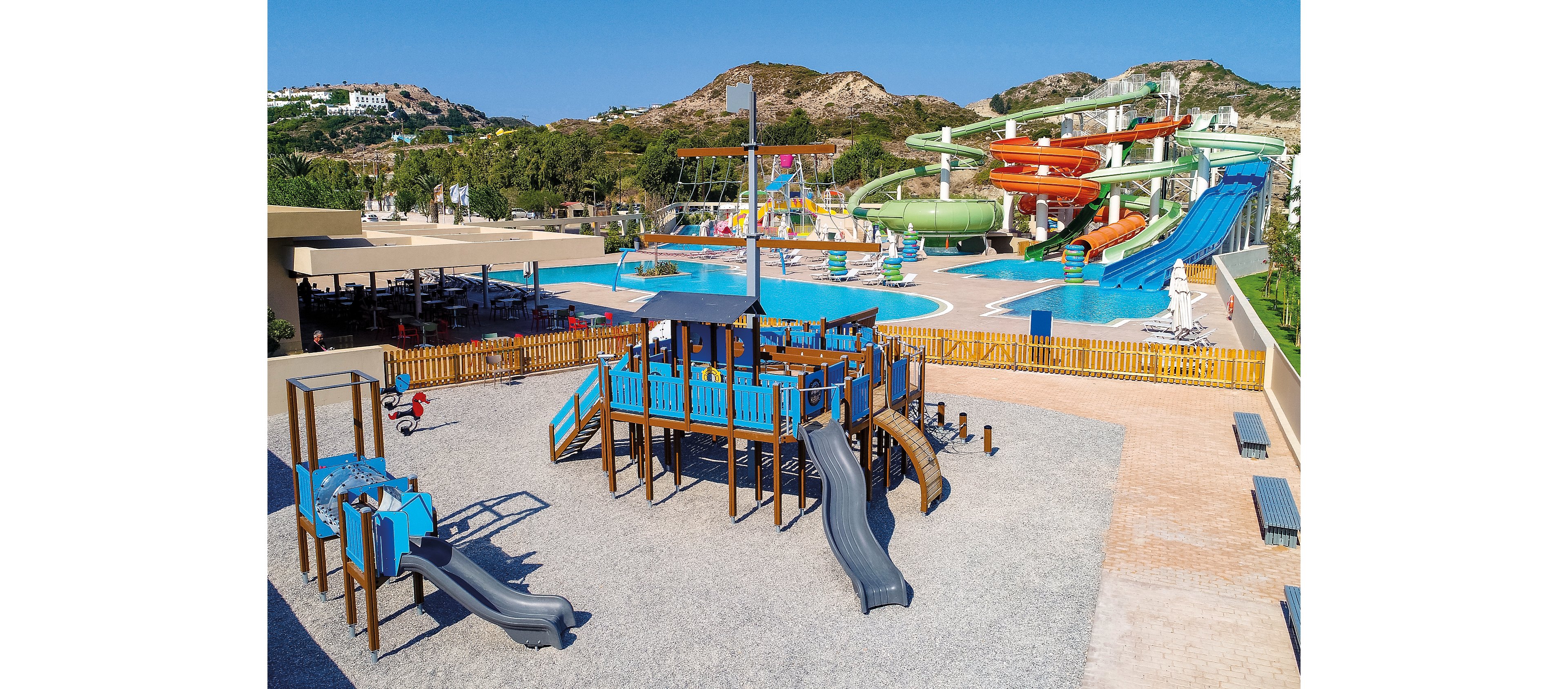 Amada Colossos Resort