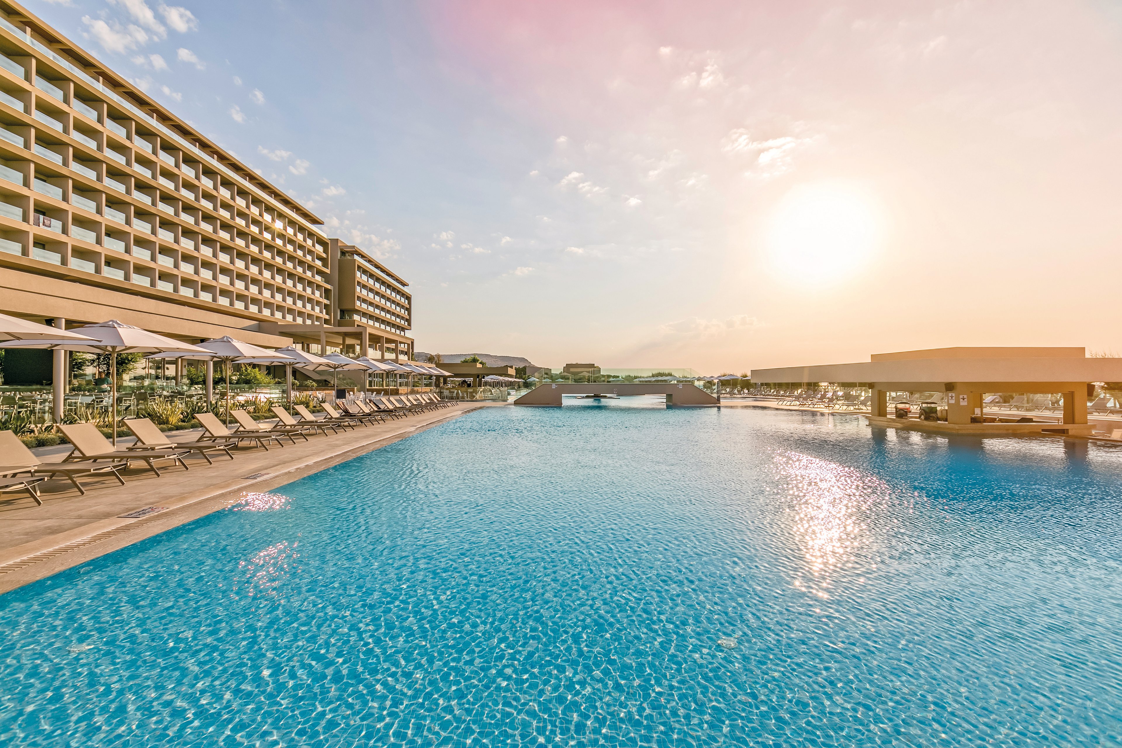 Amada Colossos Resort