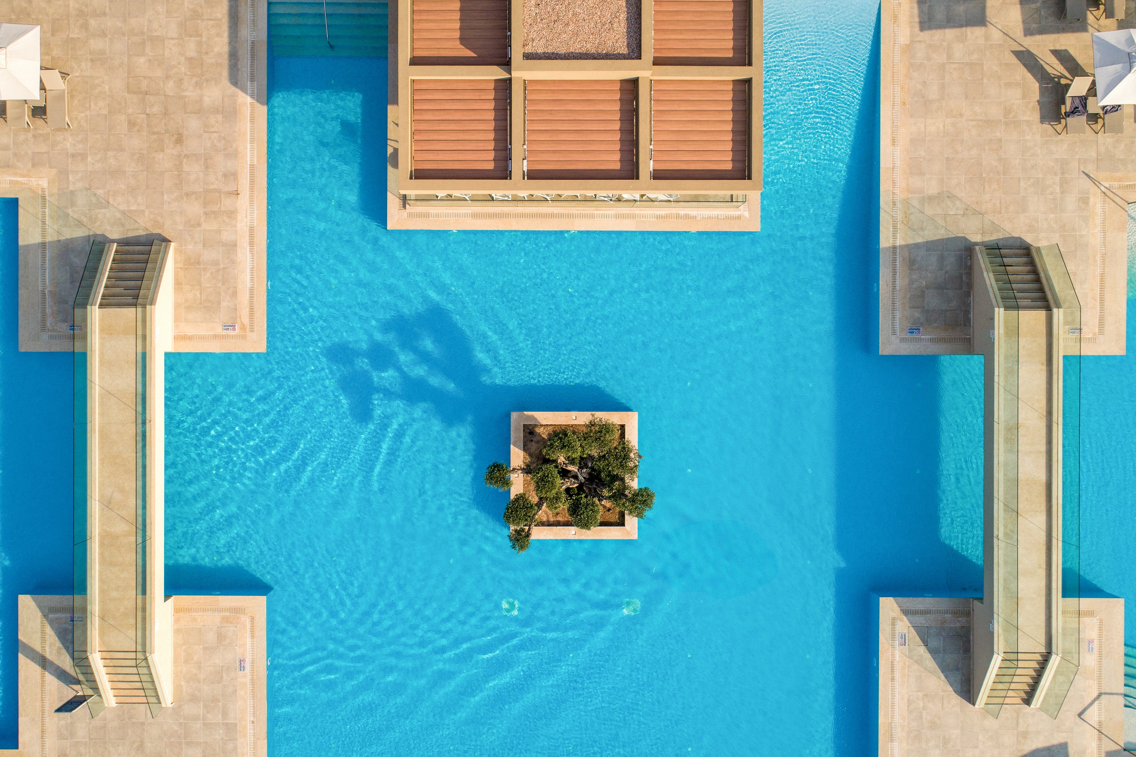 Amada Colossos Resort