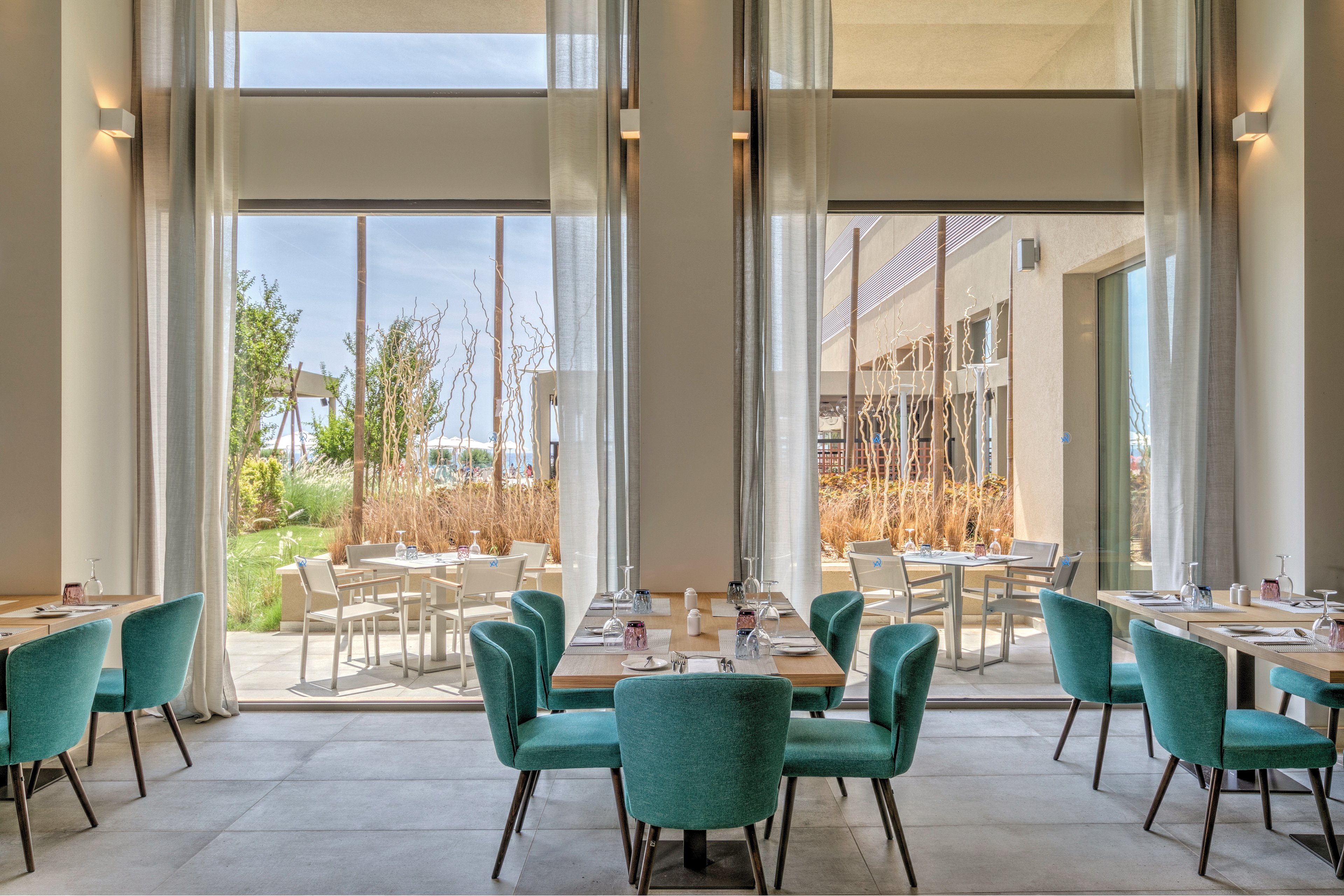 Amada Colossos Resort