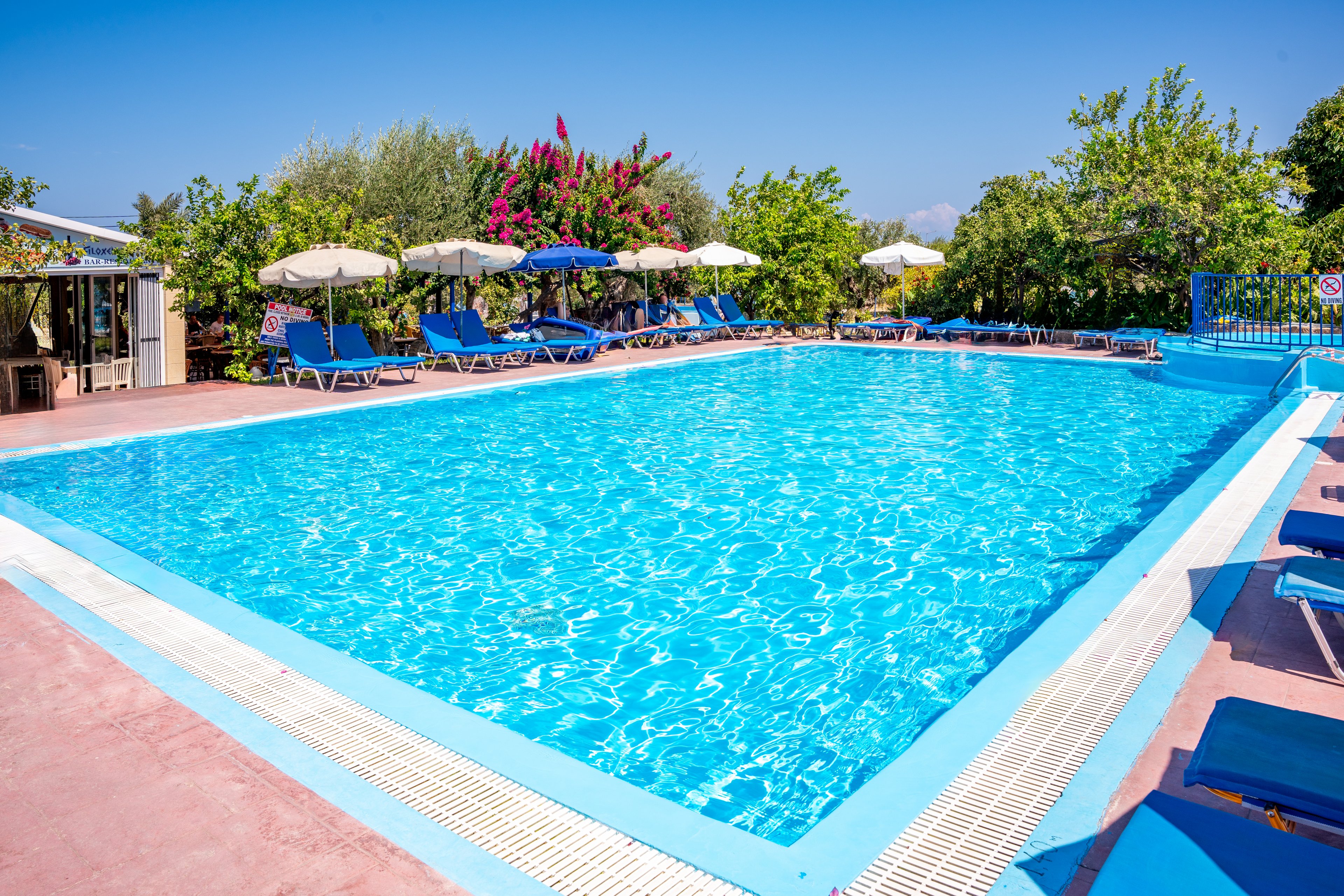 Filoxenia Apartments