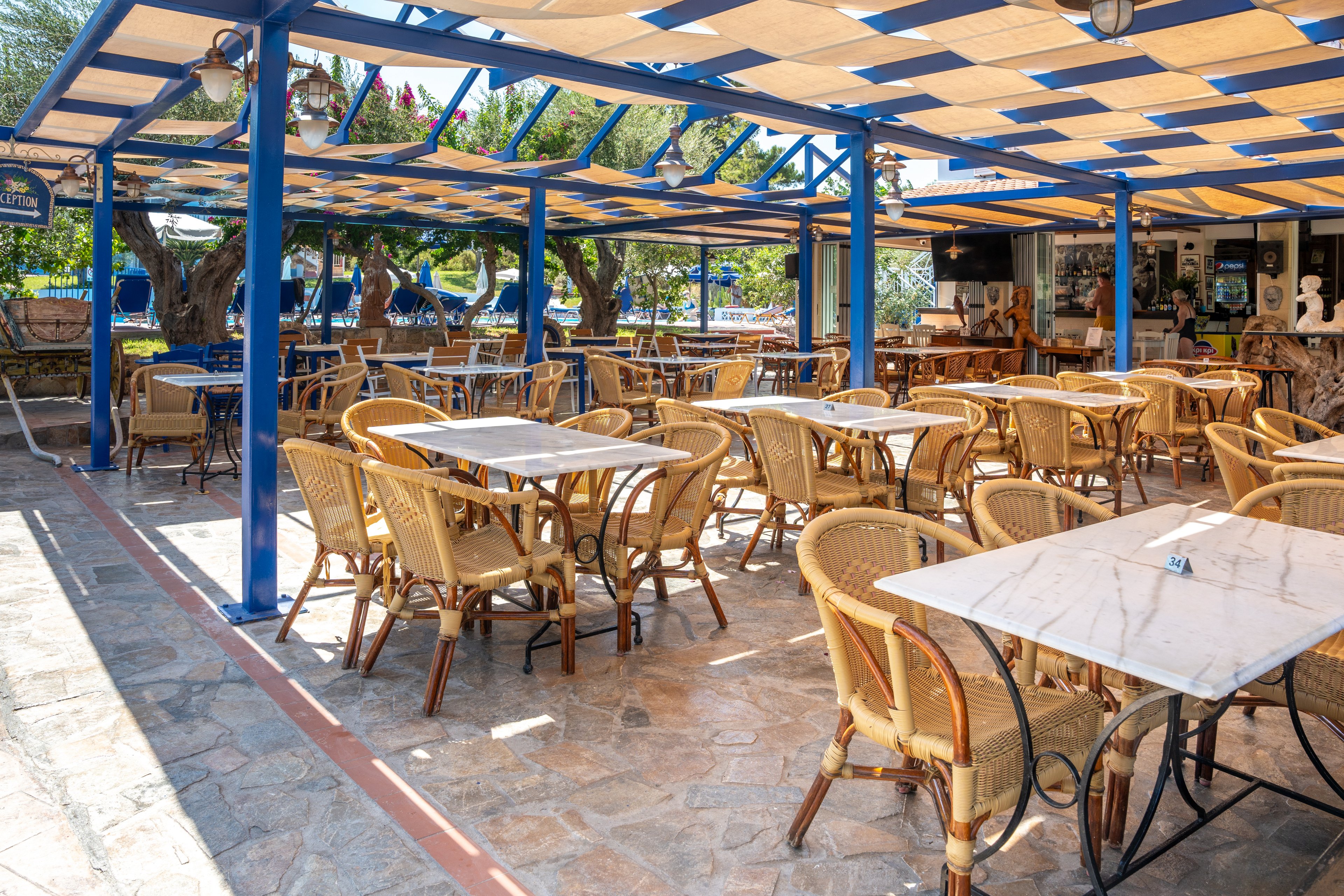 Filoxenia Apartments