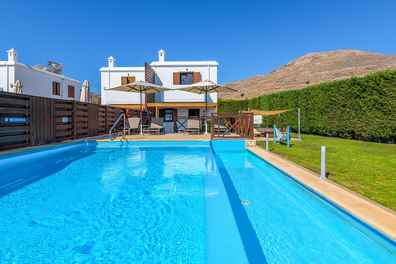 Villa Lindos Topaz