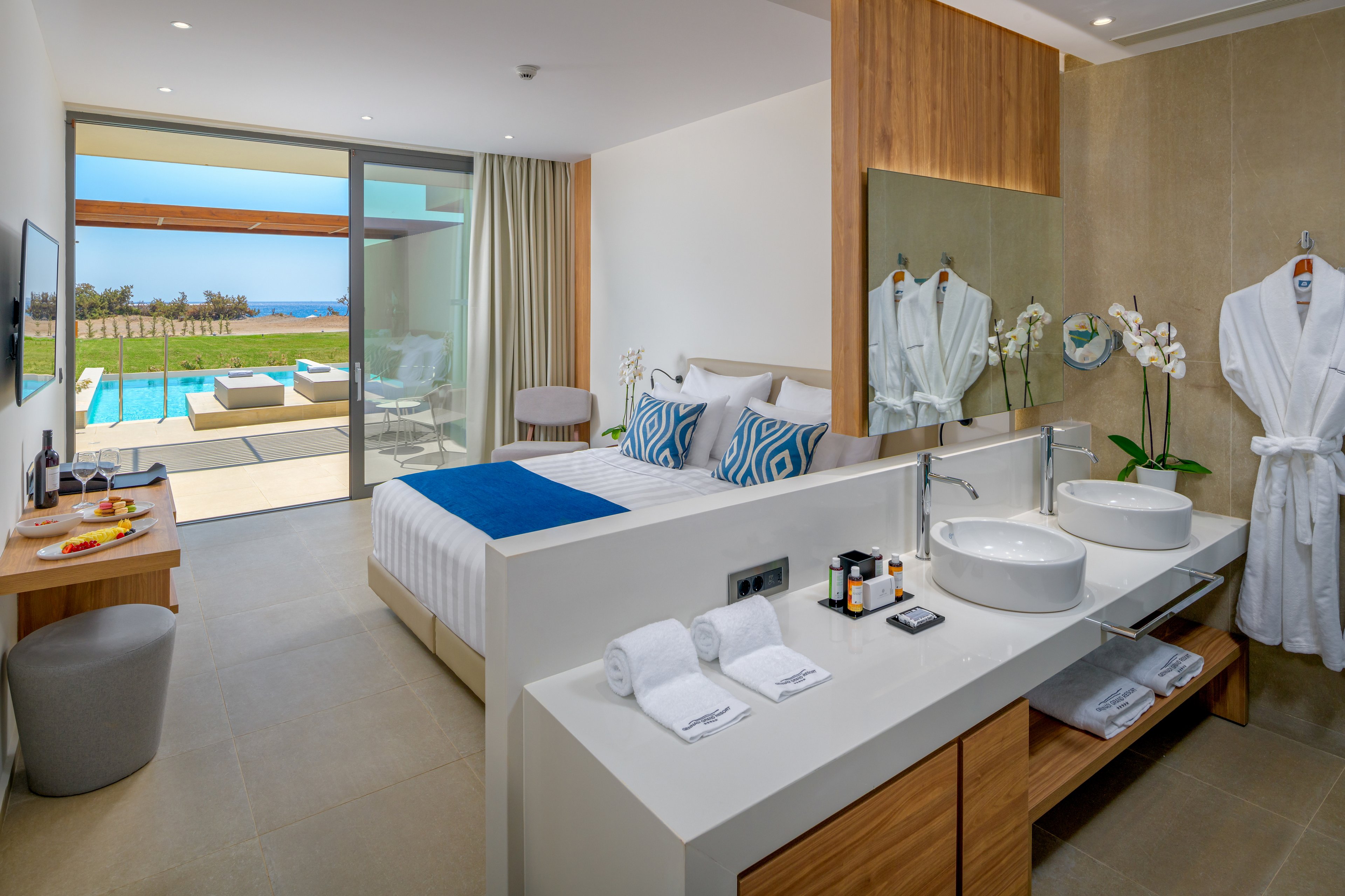 Gennadi Grand Resort