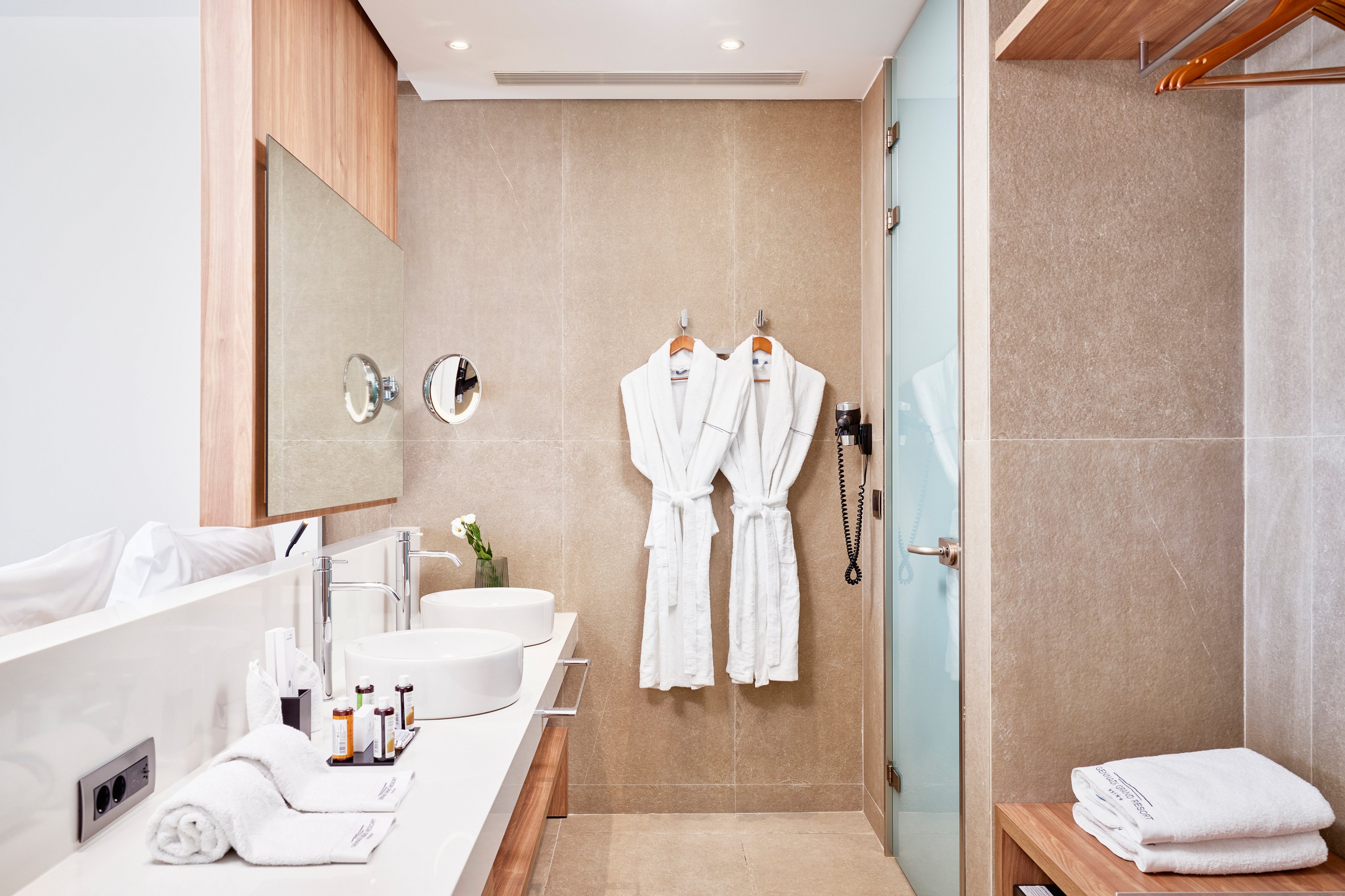 Gennadi Grand Resort