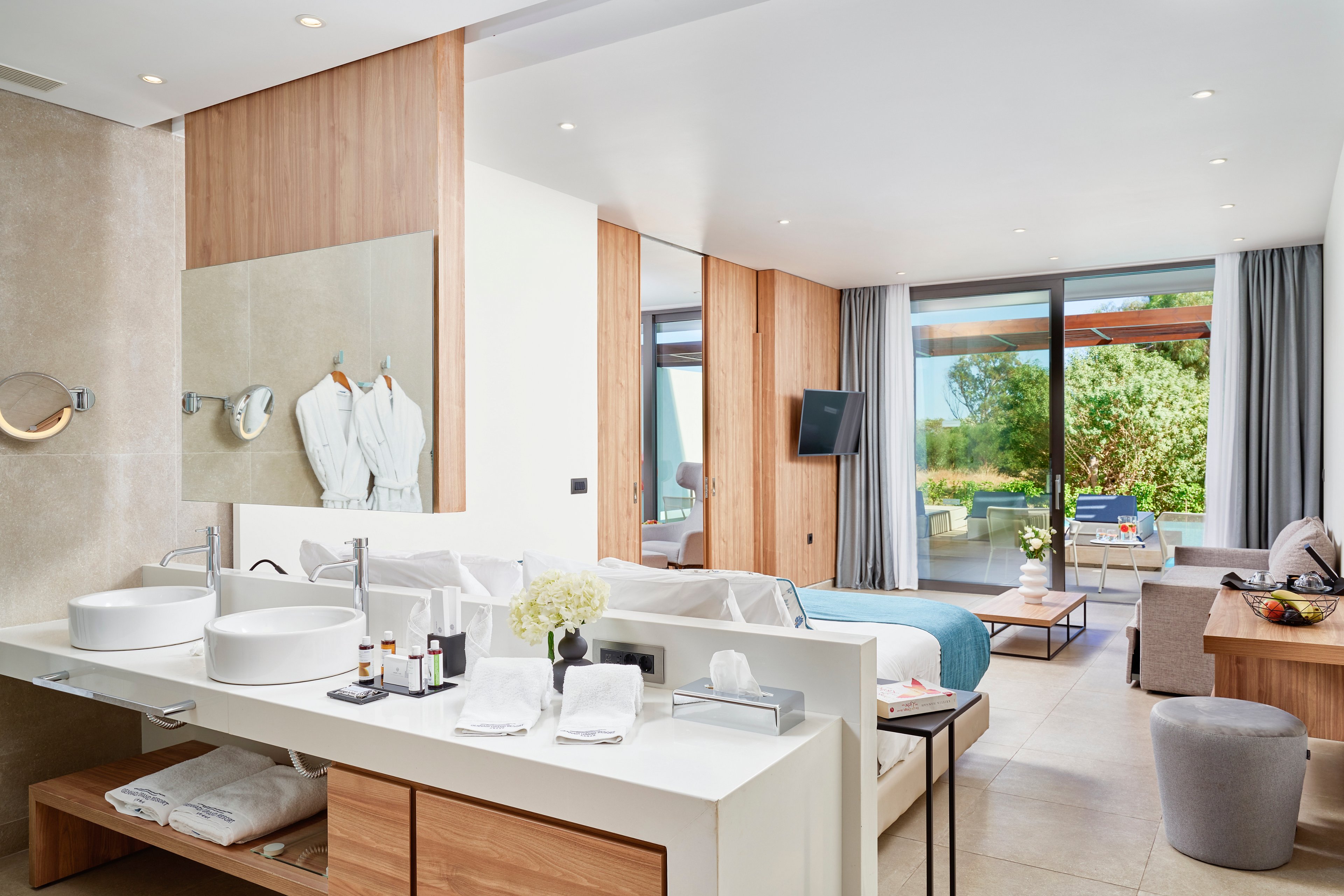 Gennadi Grand Resort