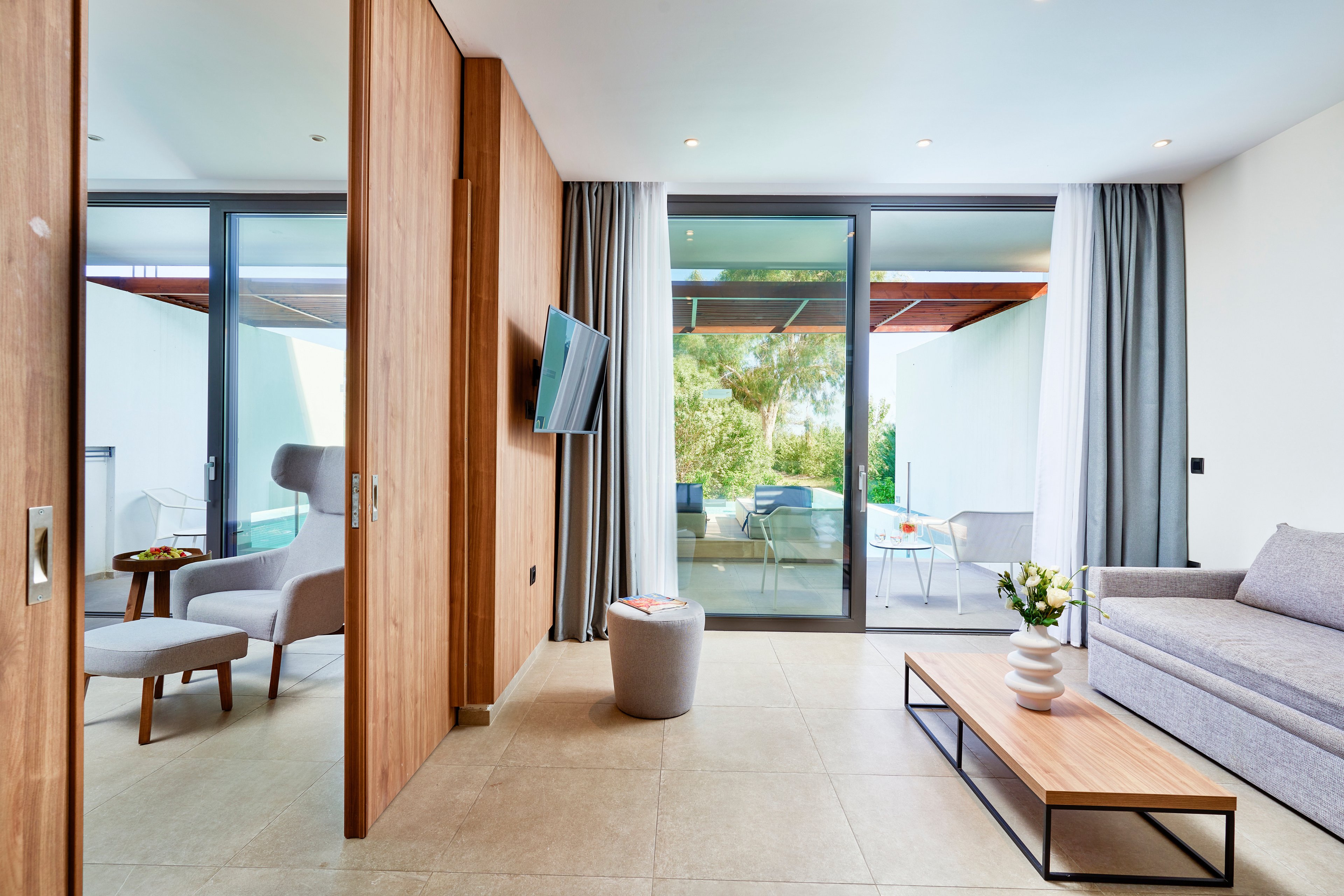 Gennadi Grand Resort