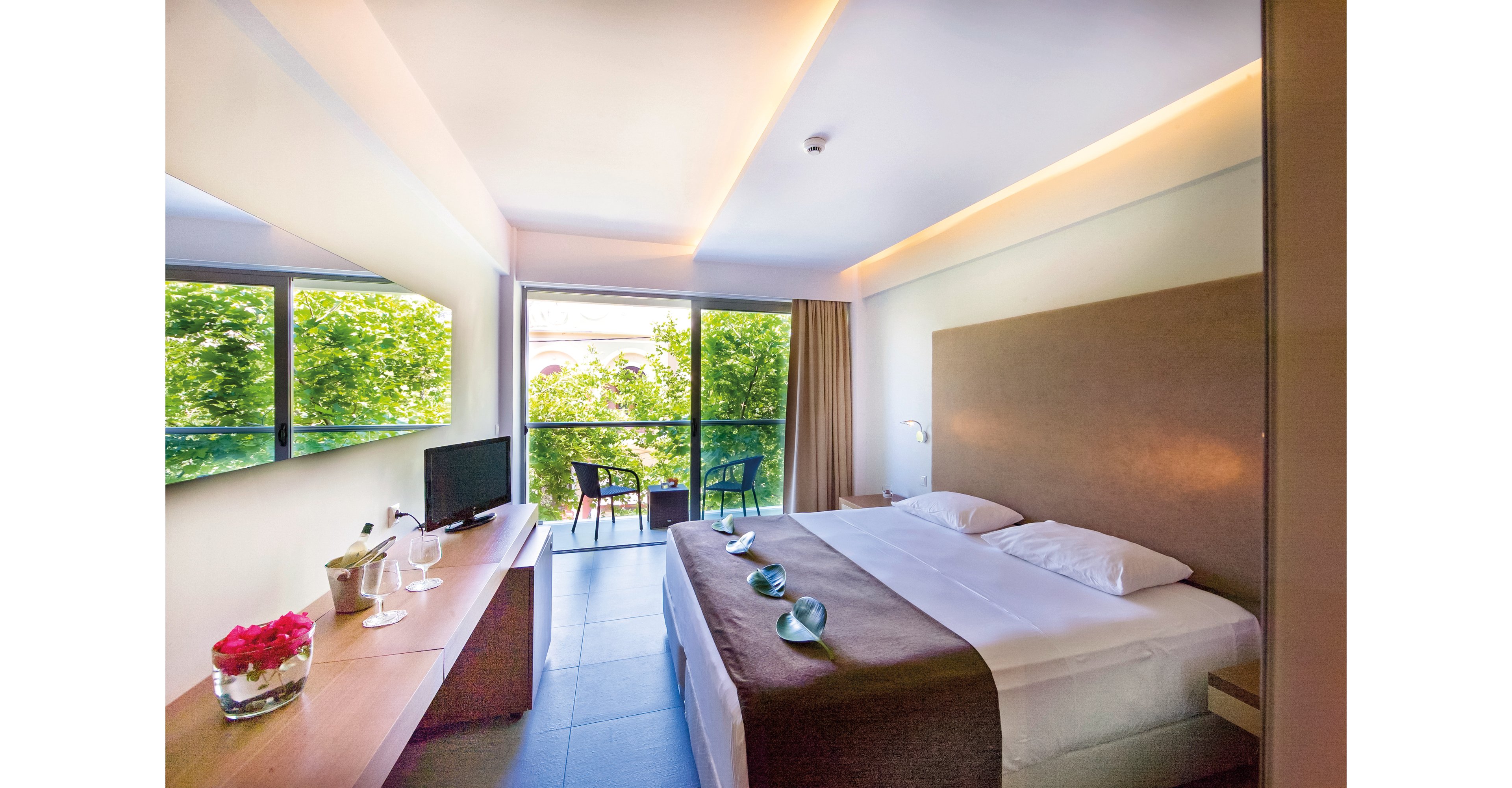 Oktober Downtown Boutique Hotel