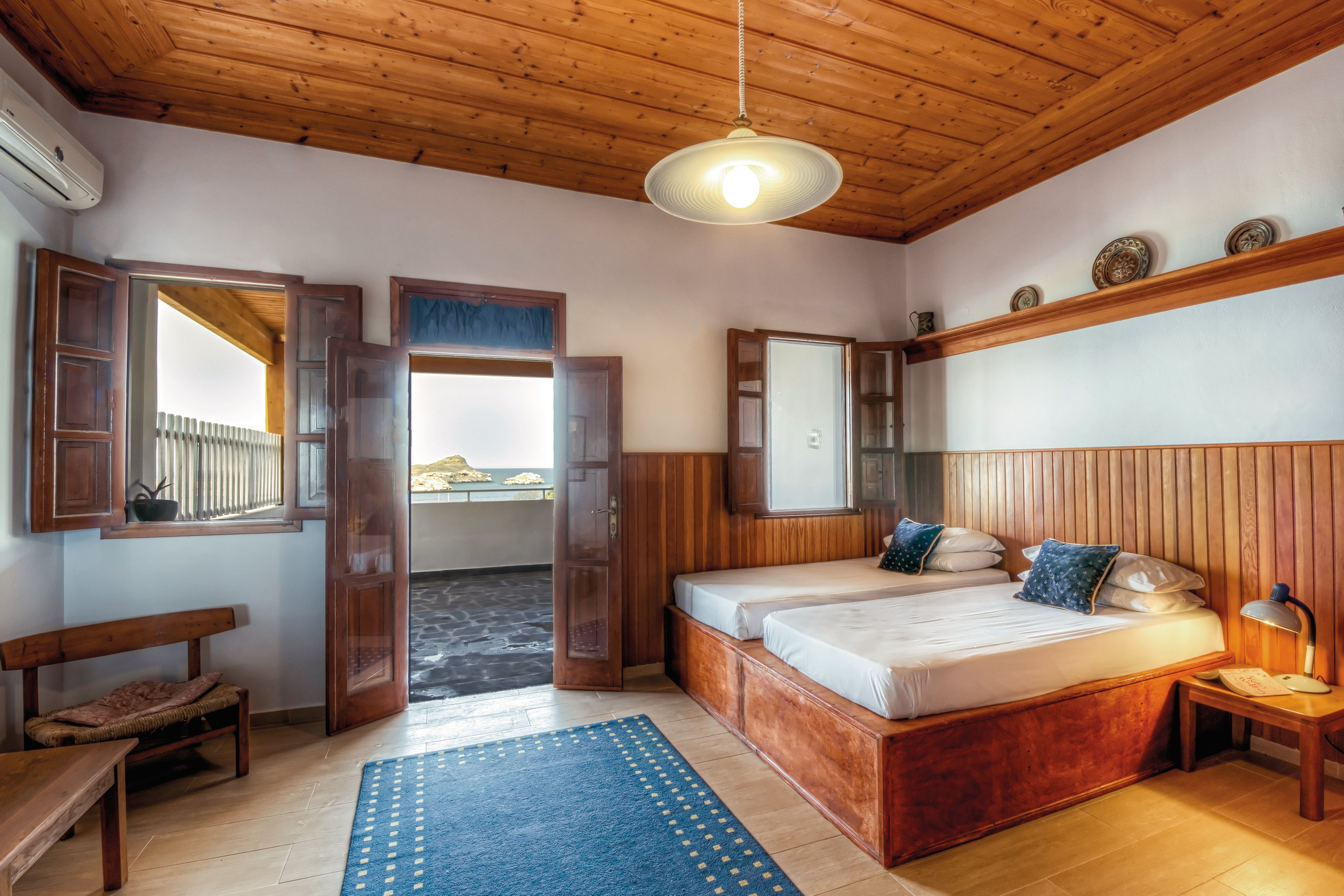 Thea Villas and Suites