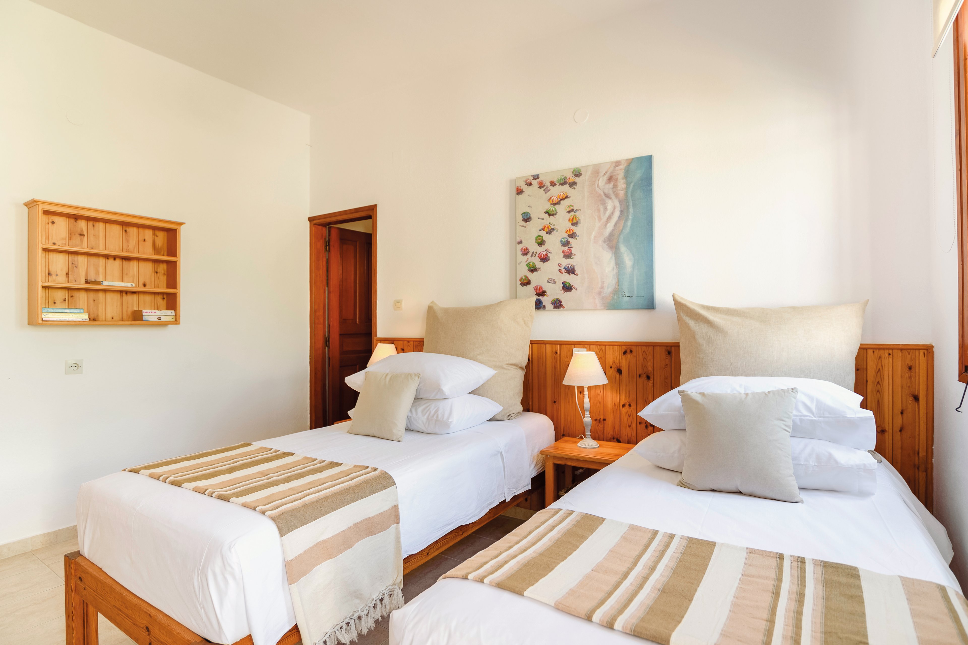 Thea Villas and Suites