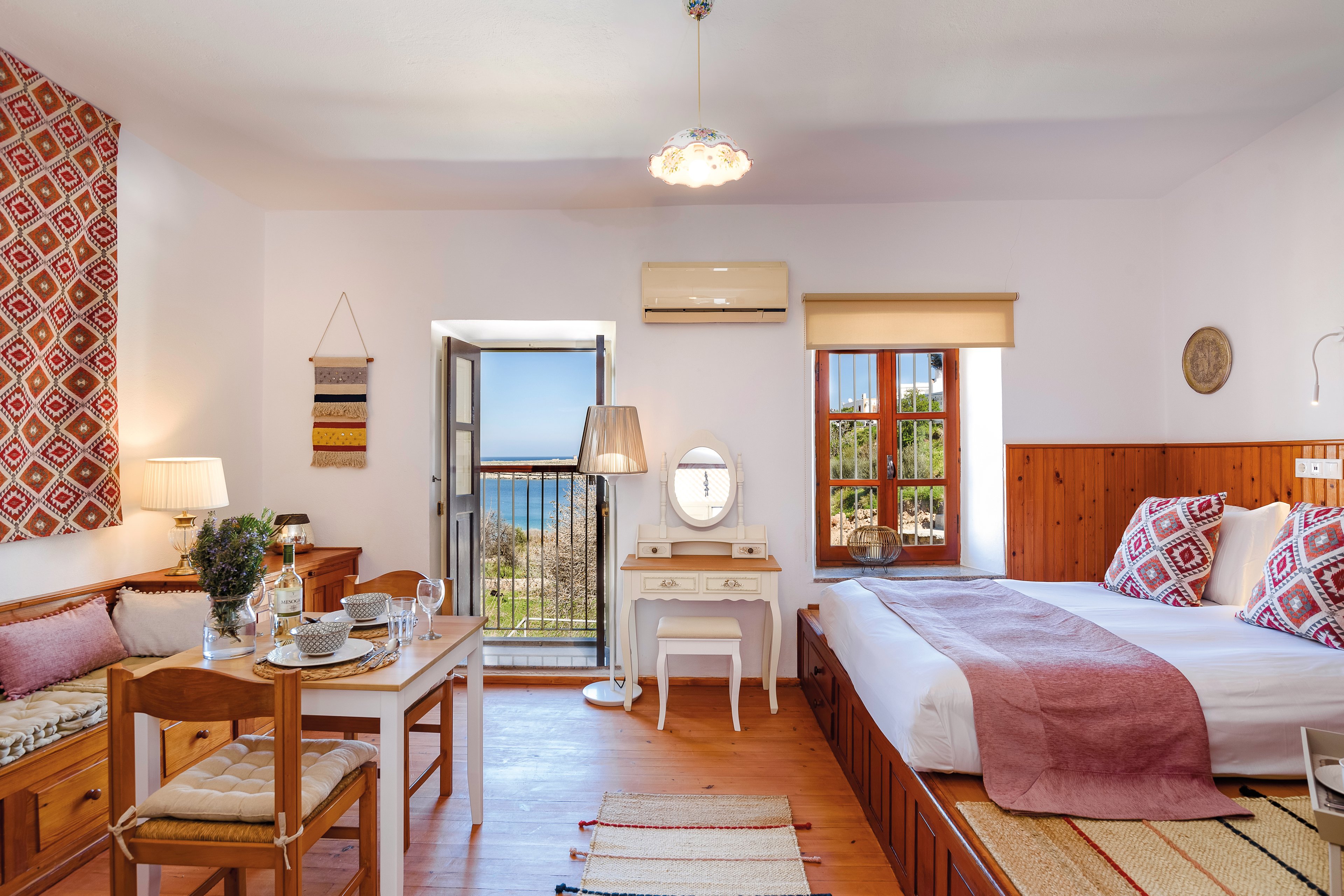 Thea Villas and Suites