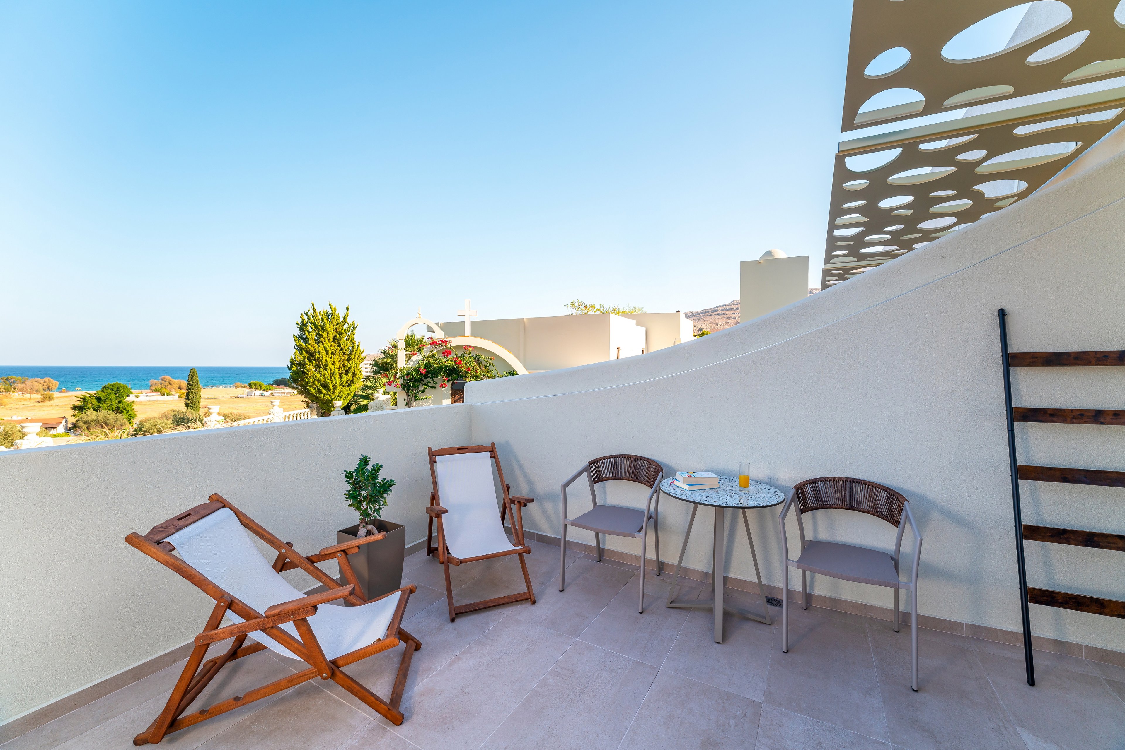 Lindos White Hotel and Suites