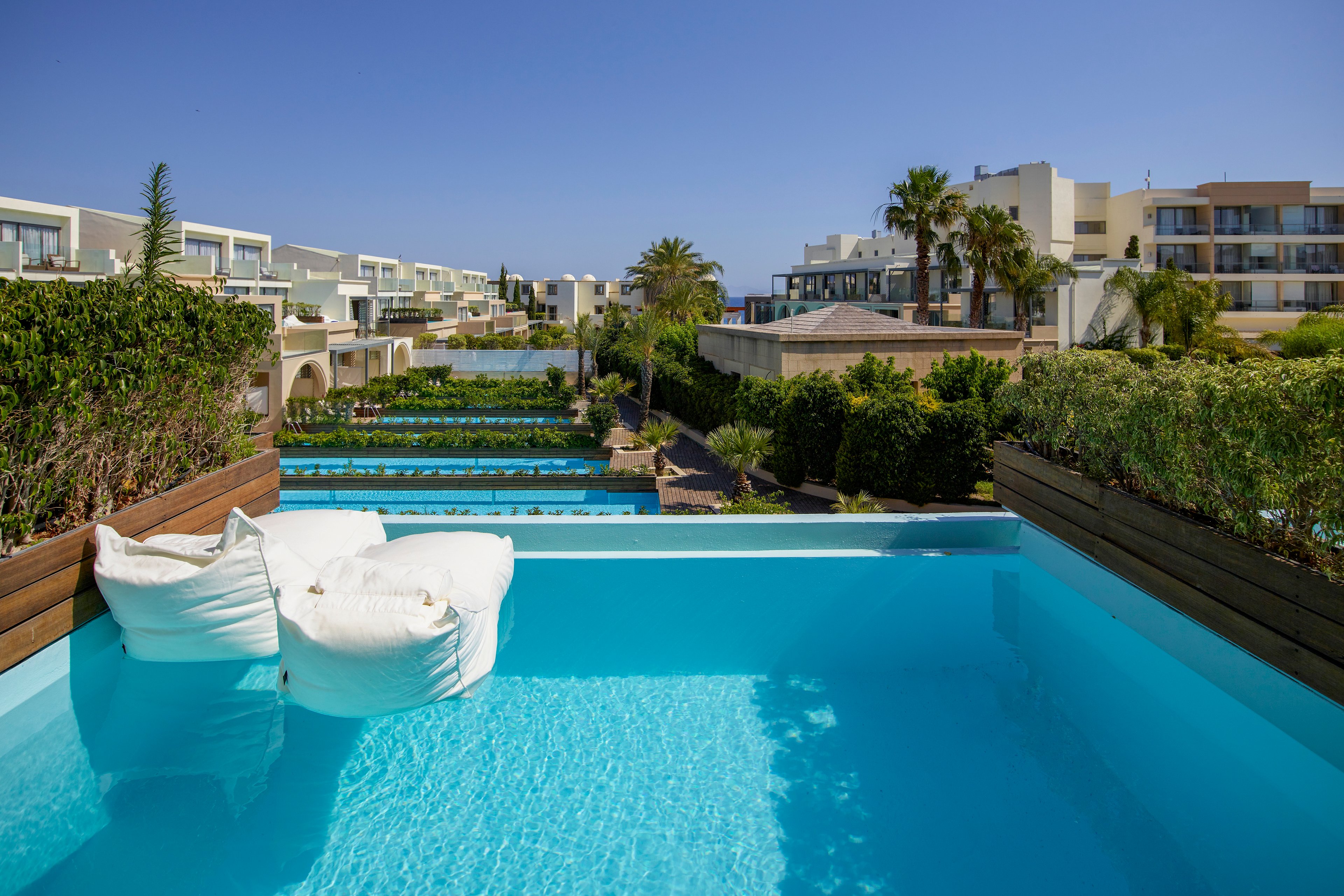 The Ixian Grand & All Suites