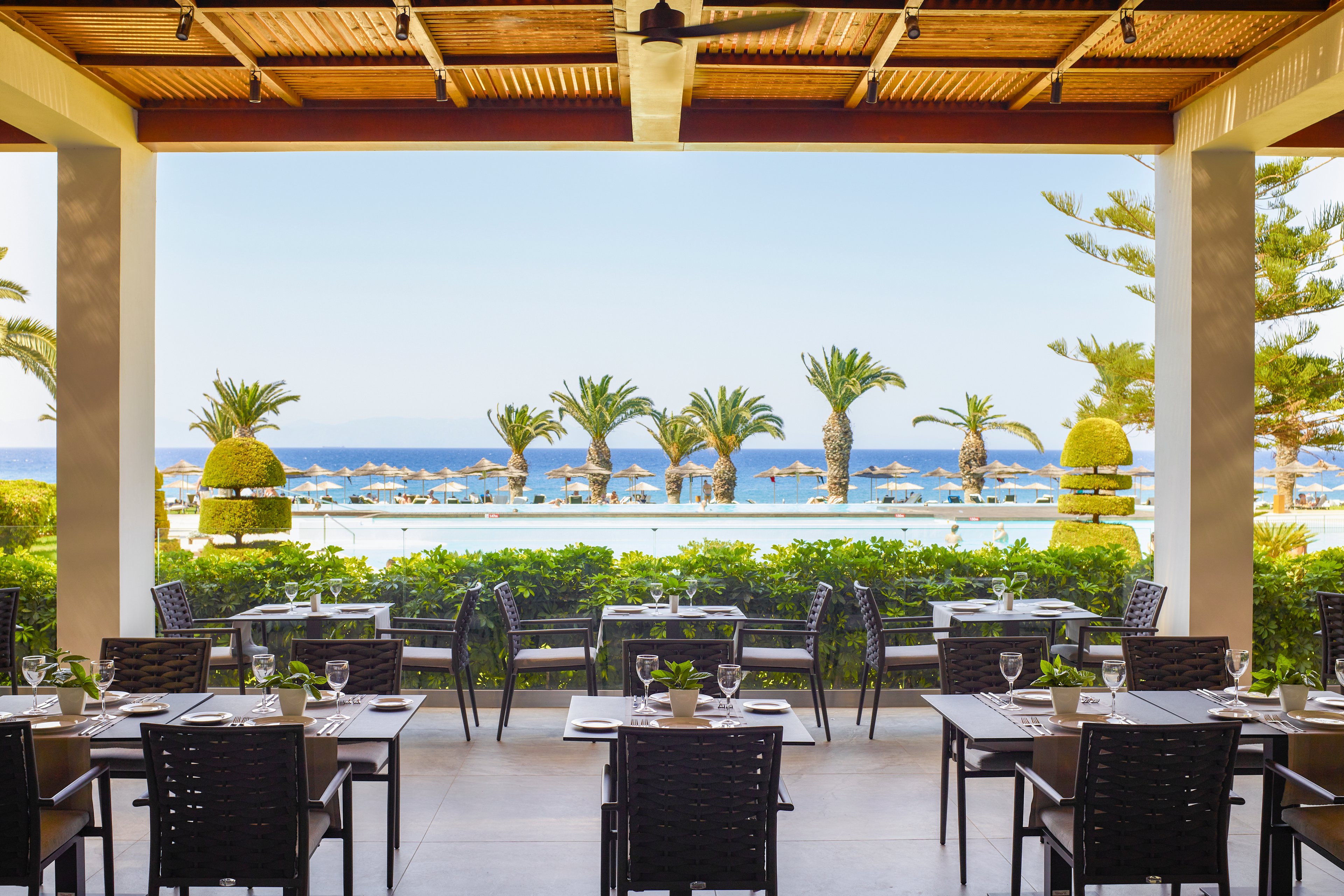 The Ixian Grand & All Suites