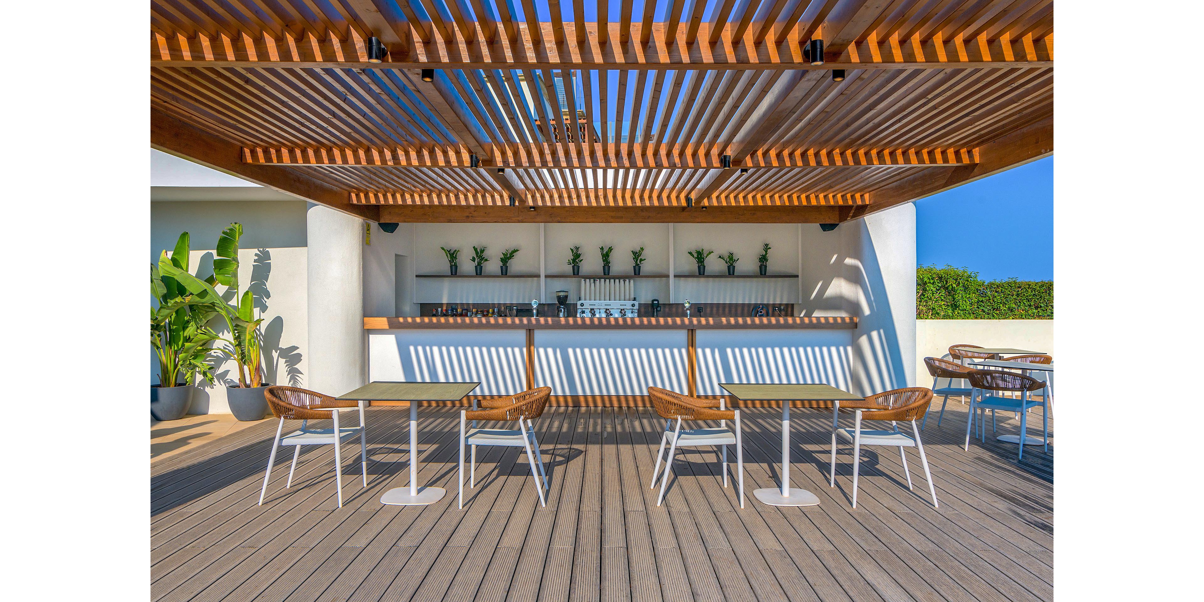 The Ixian Grand & All Suites