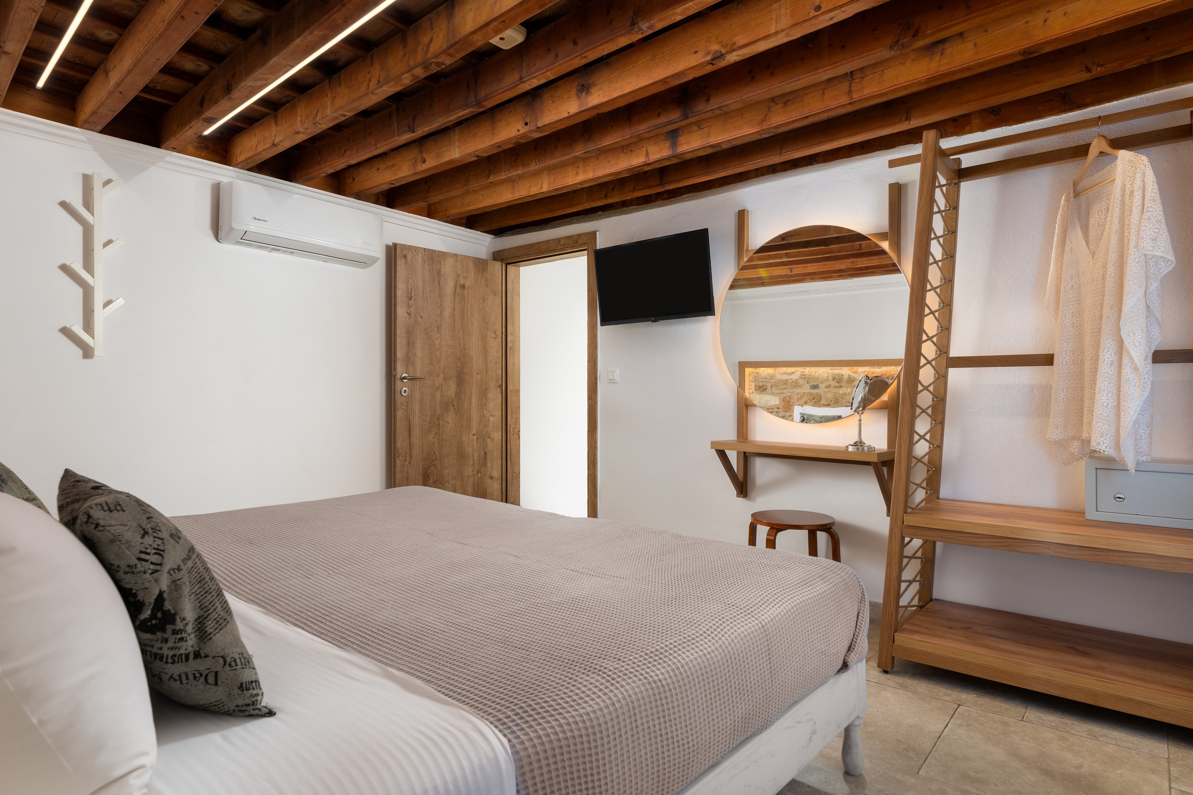 Lindos Citrin Suites