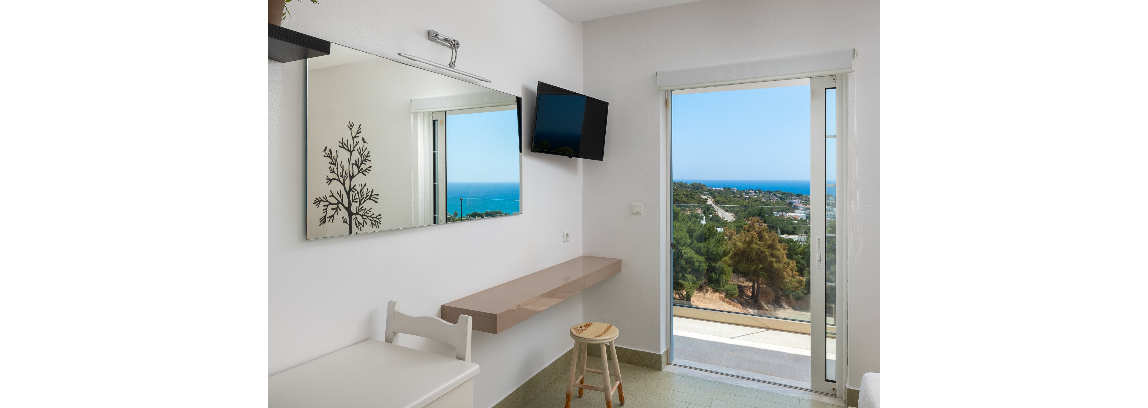Pefkos View Suites & Maisonette