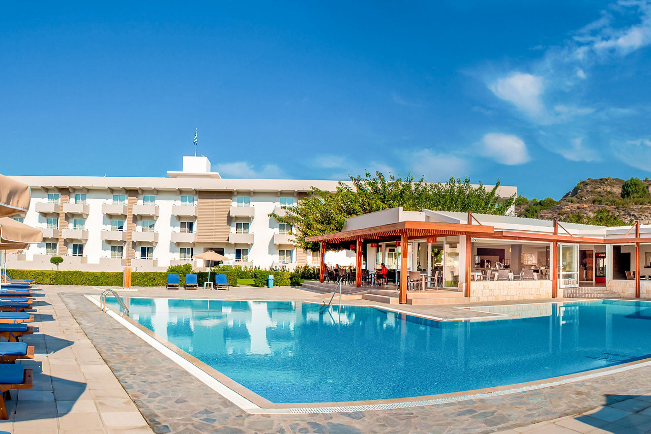 Zoes Hotel and Suites