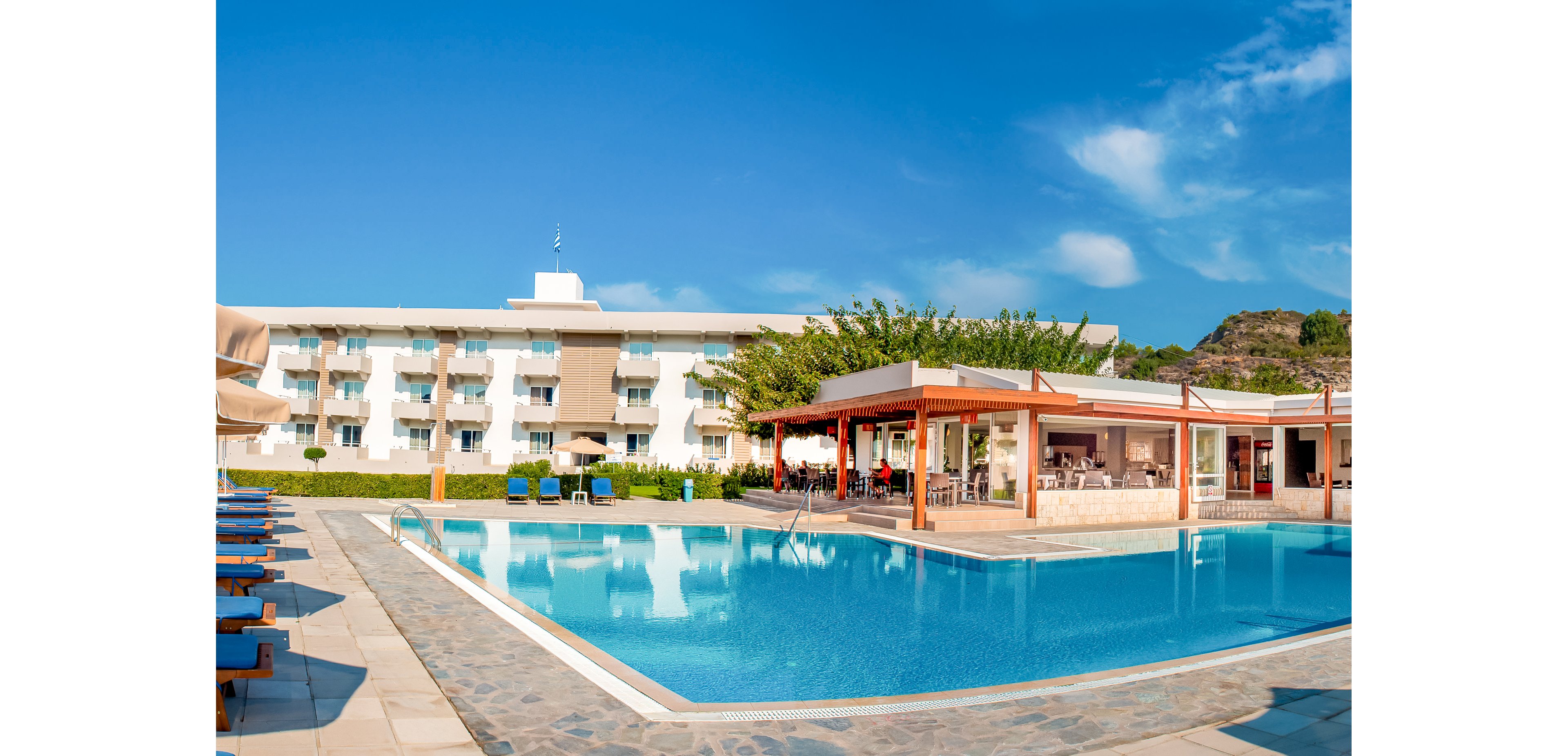 Zoes Hotel and Suites