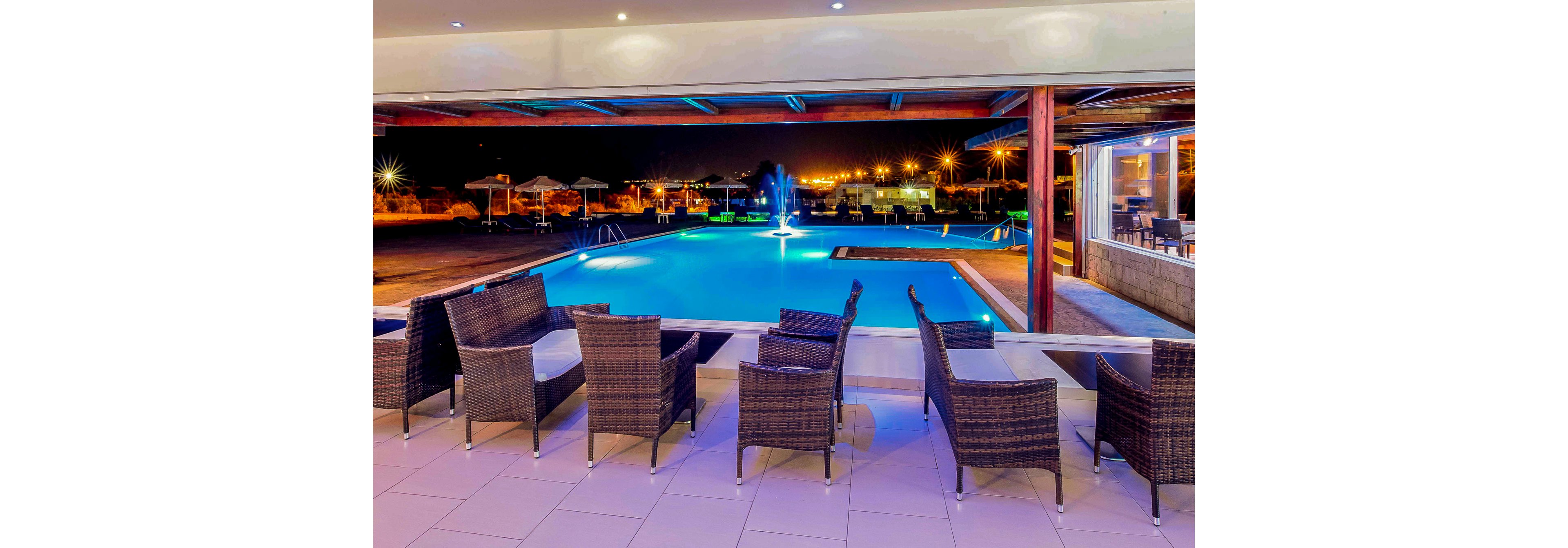 Zoes Hotel and Suites