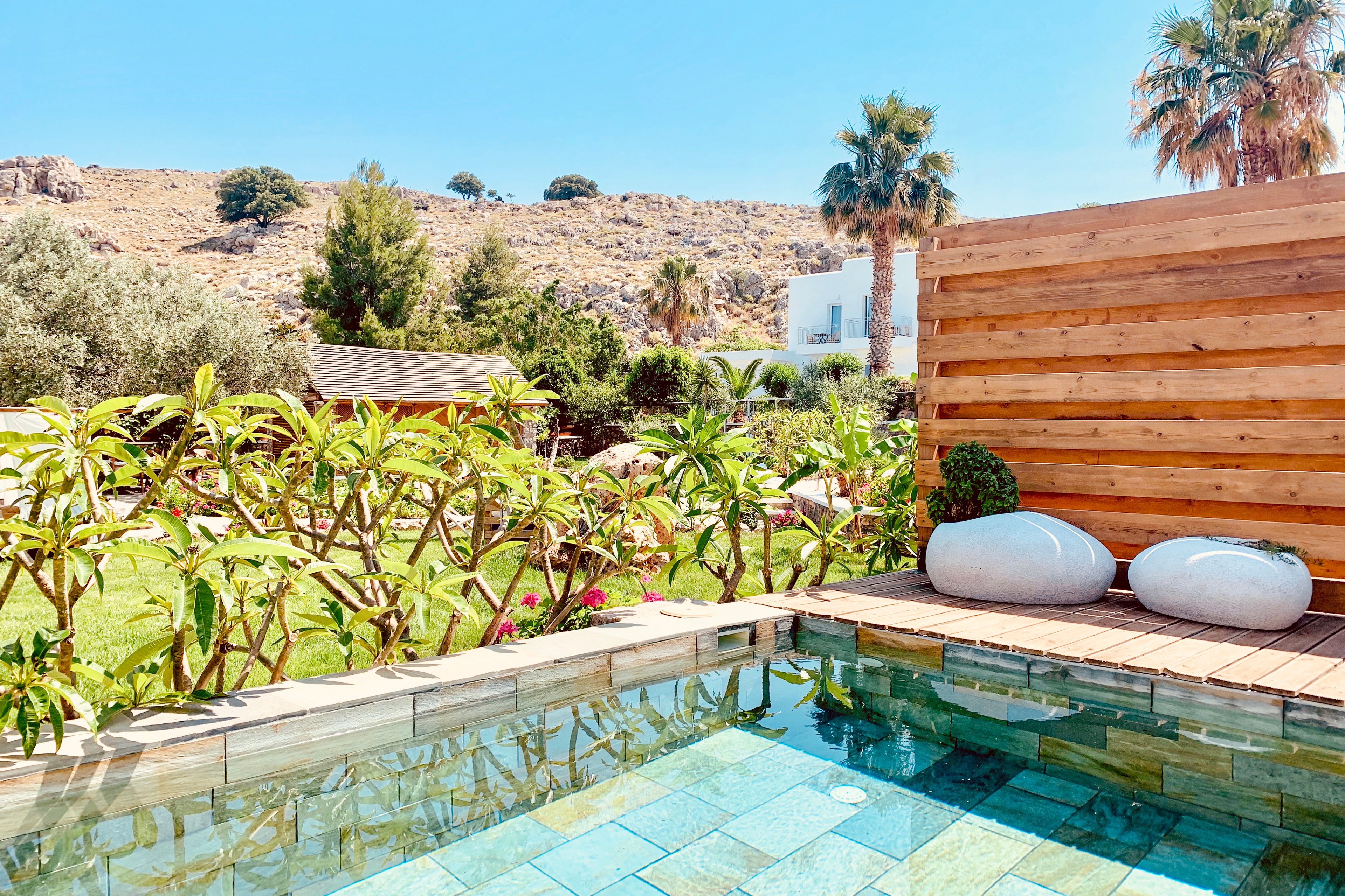 Caesars Gardens Hotel & Spa